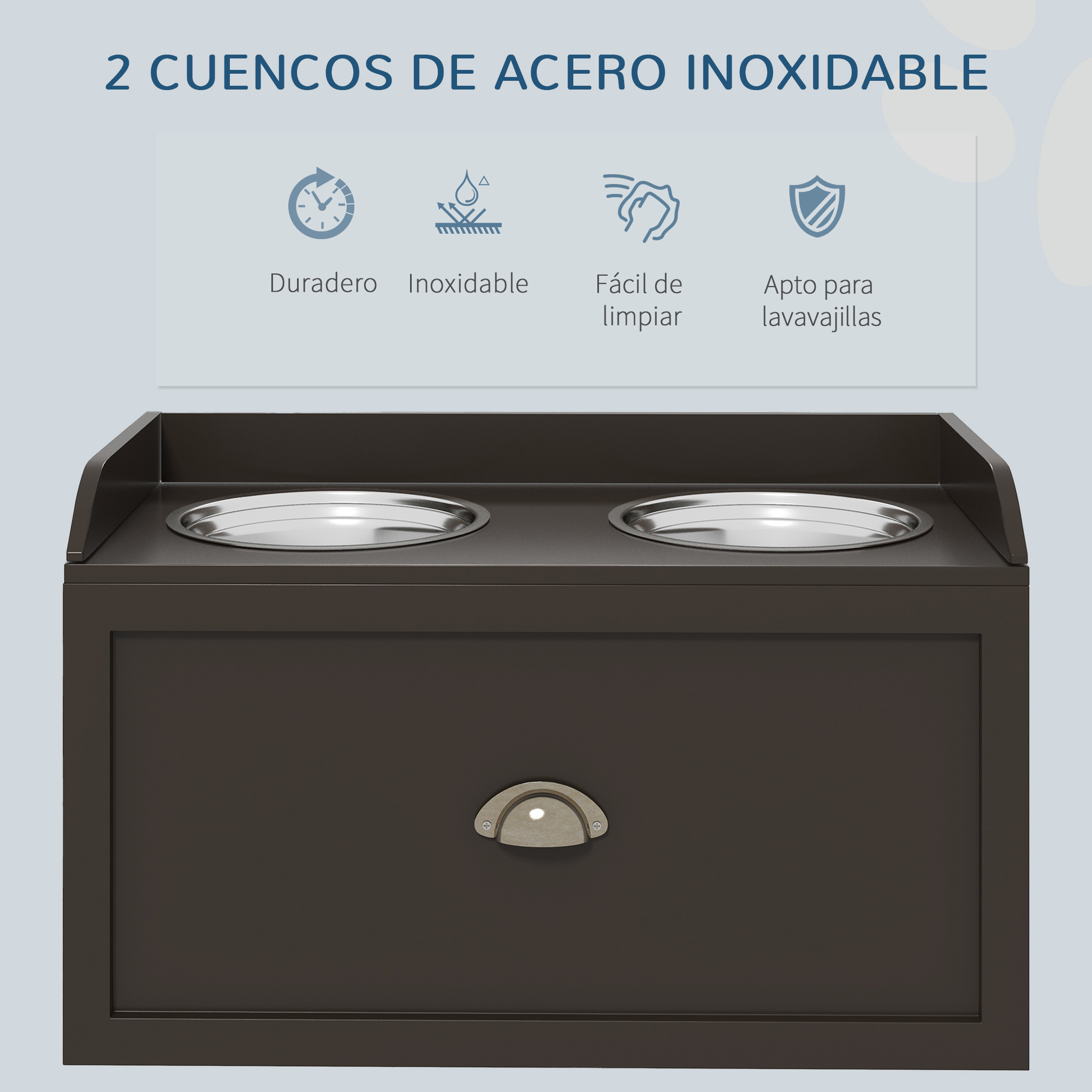 Cuencos de acero inoxidable para mascotas en un armario de madera oscura con un asa plateada.