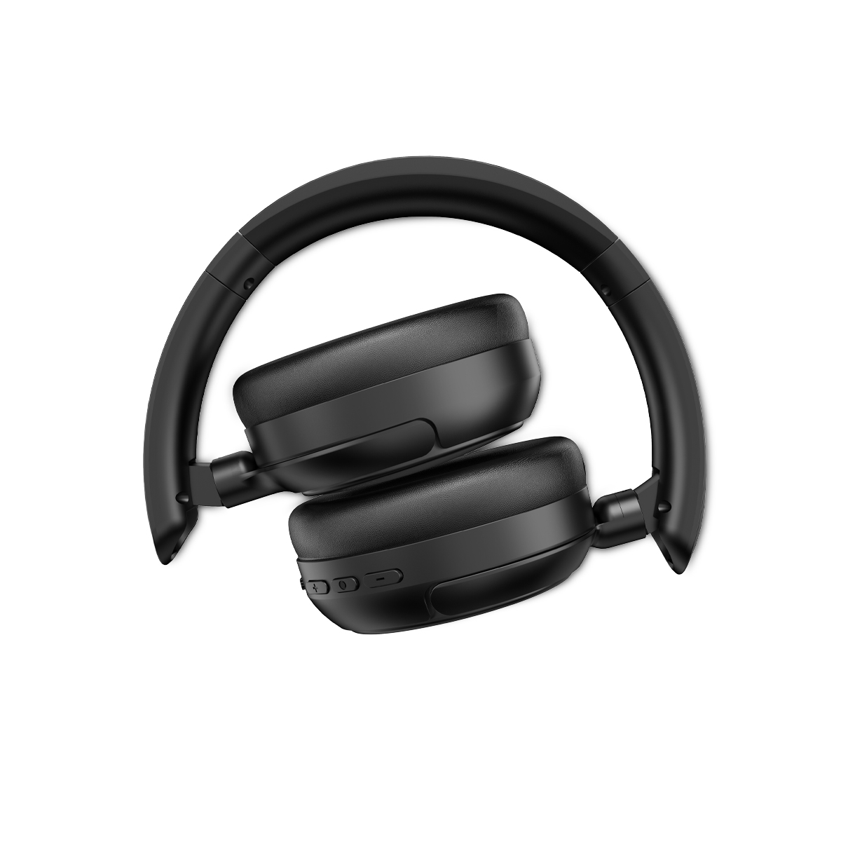 Auriculares plegables negros, plegados. Los auriculares son visibles. Fondo blanco.