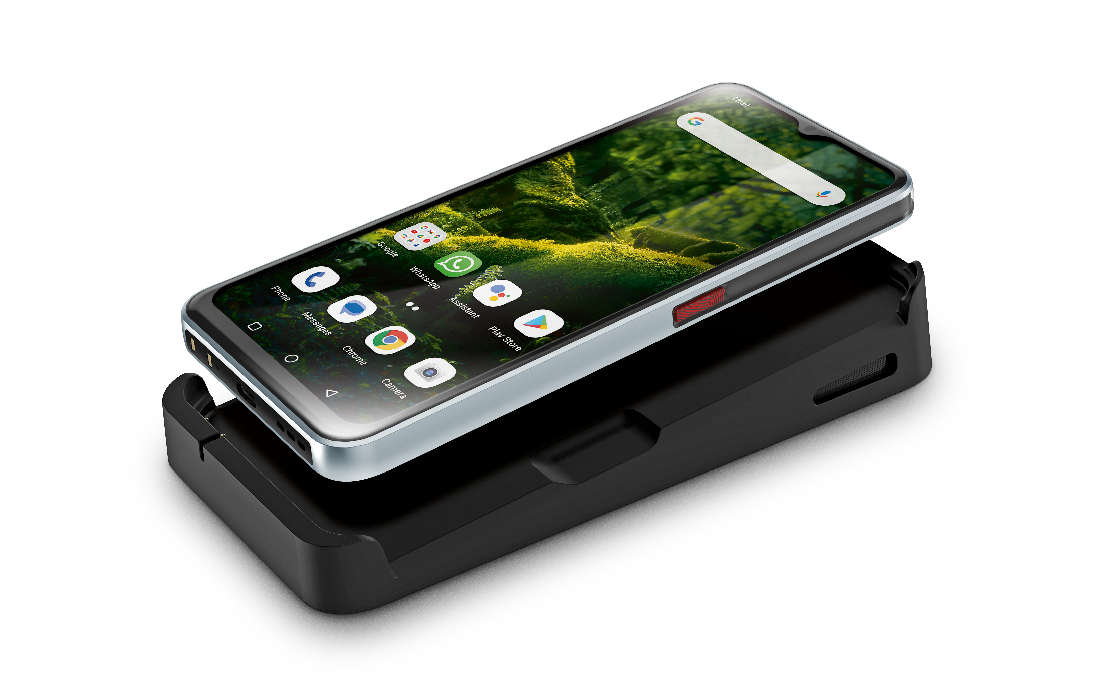 Smartphone auf Ladestation mit Apps, freigestellt auf weißem Grund.