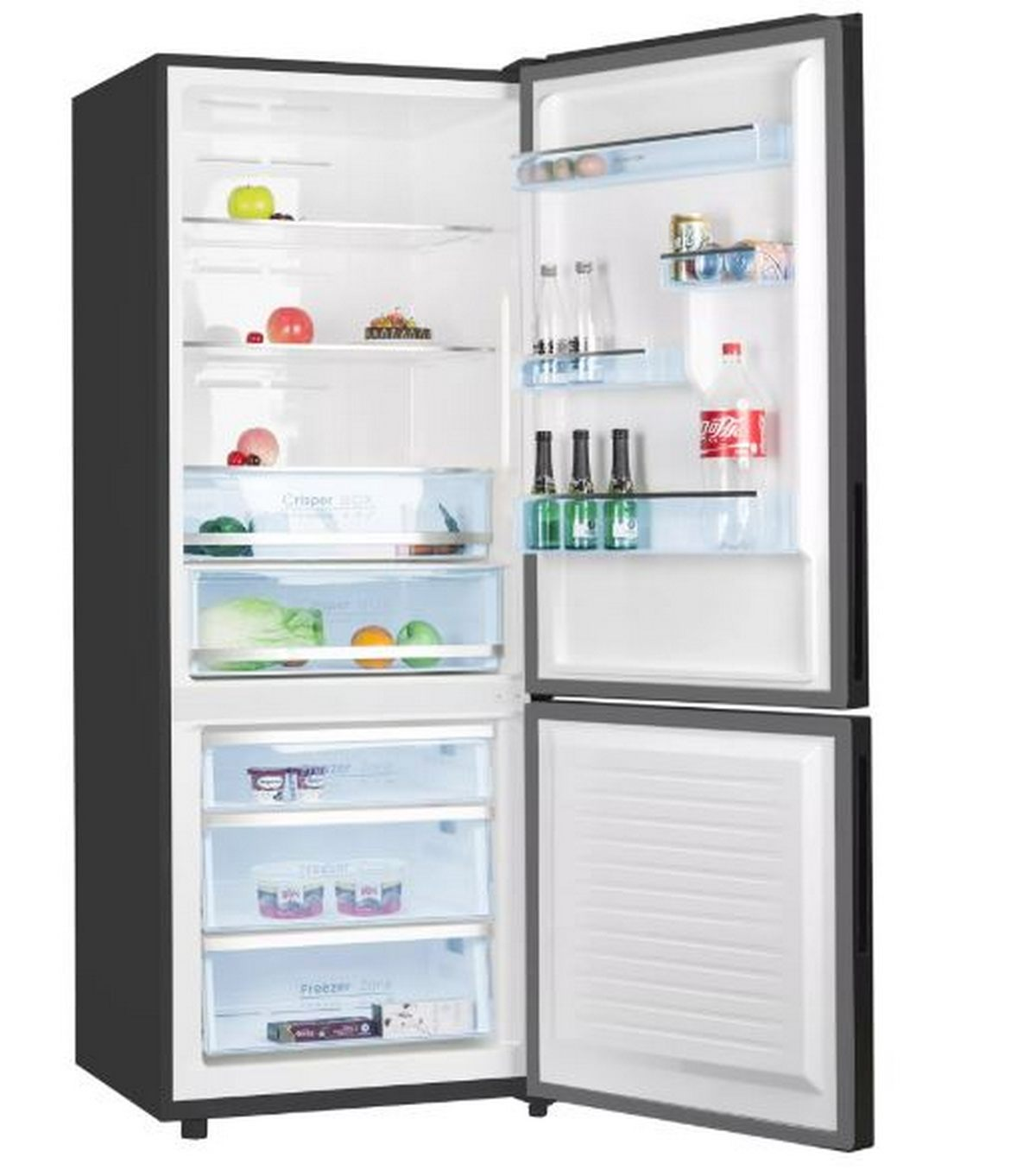 Un refrigerador oscuro con la puerta abierta, mostrando compartimentos y alimentos en el interior.