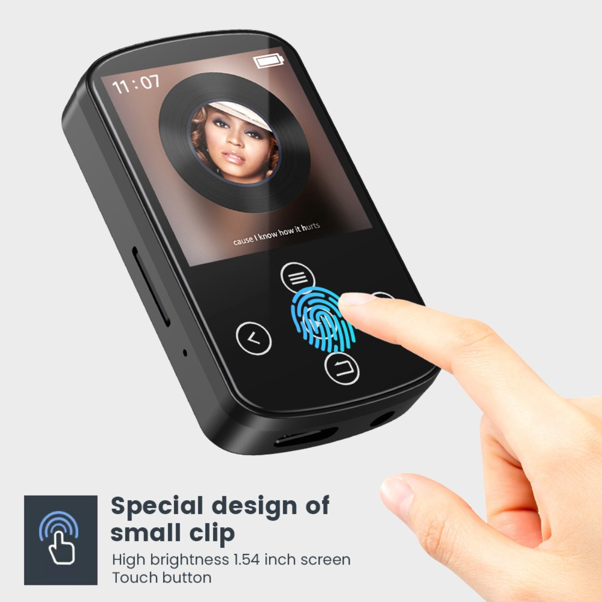 Ein schwarzer MP3-Player mit einem Bildschirm, der eine Frau zeigt. Ein Finger berührt den Fingerabdrucksensor.