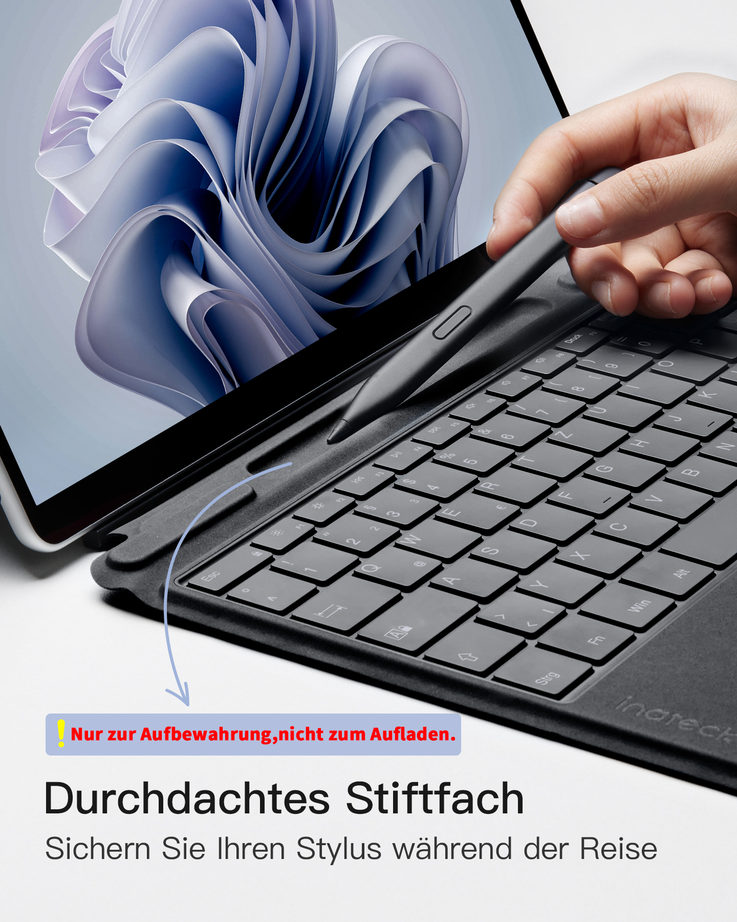 Person benutzt Stift auf Laptop-Tastatur mit schwarzem Bildschirm. Text erwähnt Stiftaufbewahrung.