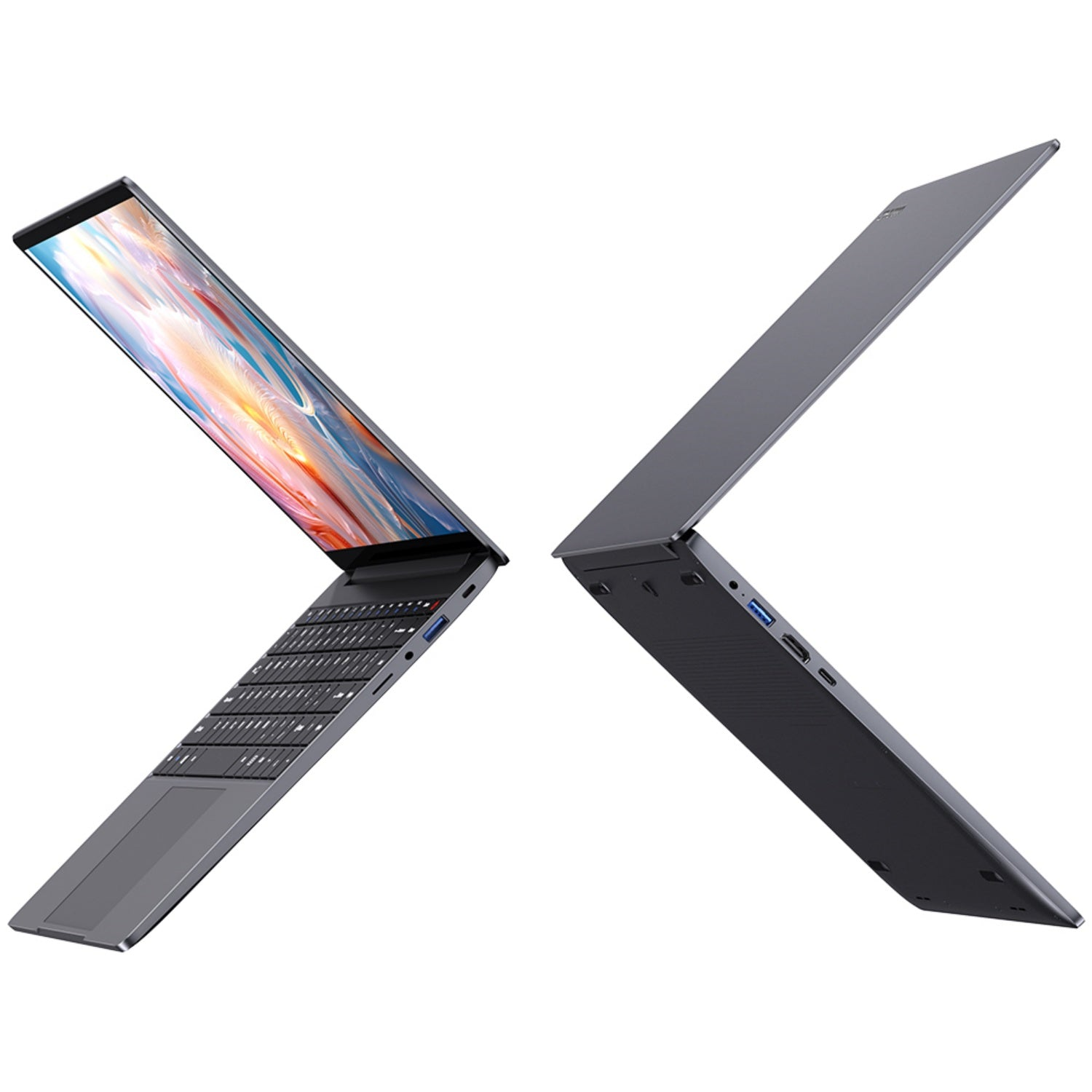 Zwei offene Laptops, die Tastatur und Bildschirm zeigen, vor schlichtem Hintergrund.