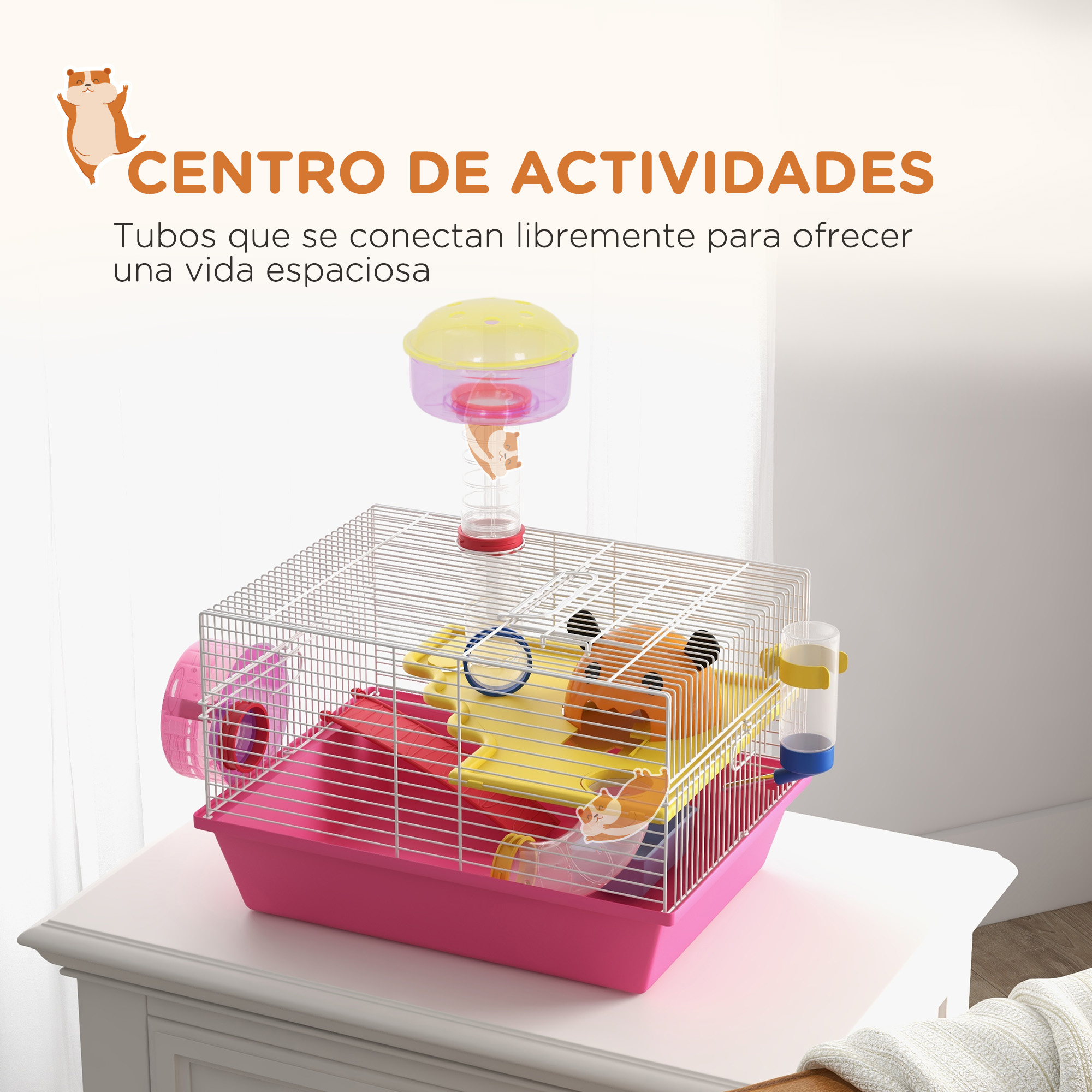 Centro de actividades para hámsteres con tubos, botella de agua y una bandeja amarilla, todo en una jaula rosa sobre una mesa blanca.