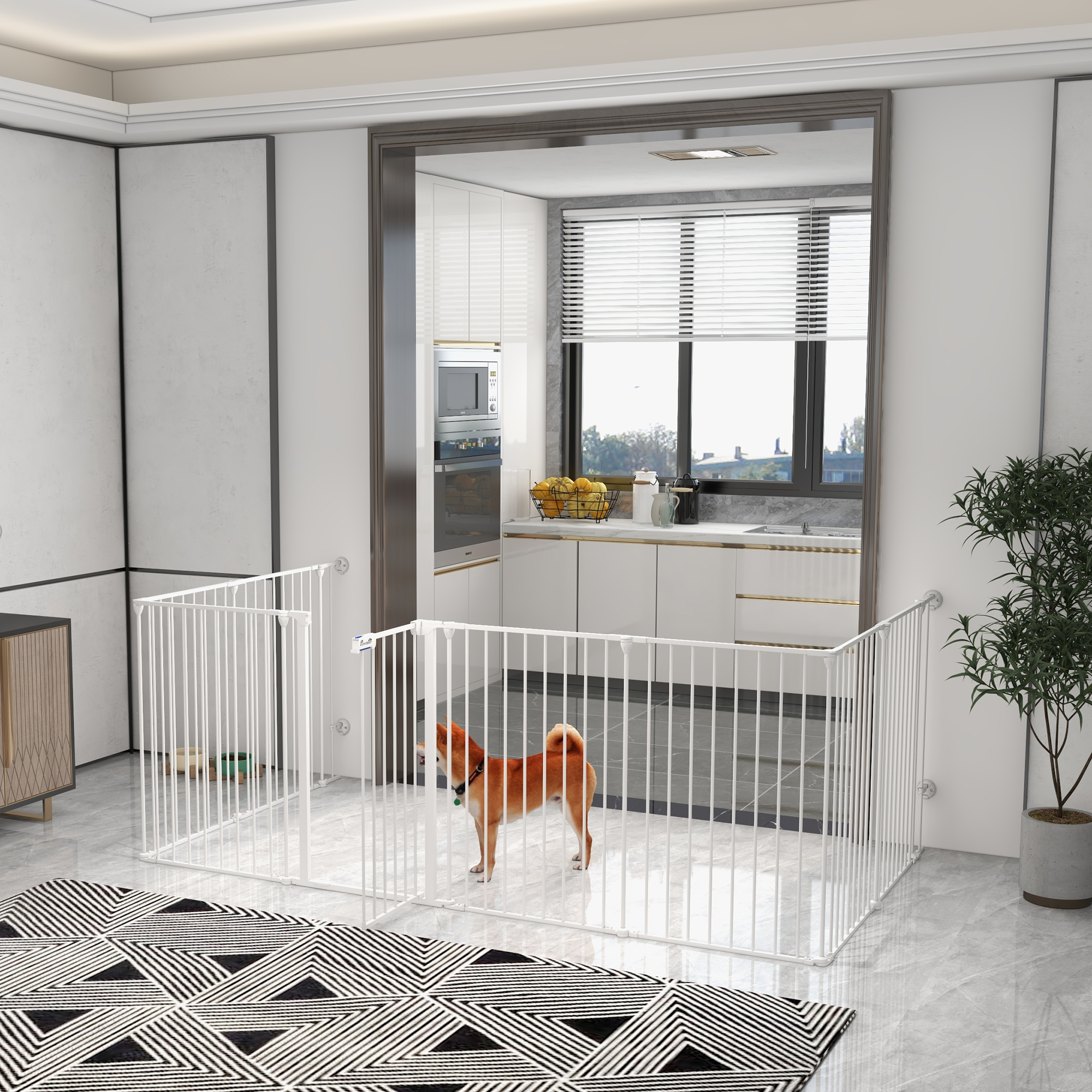 Puerta para perros blanca instalada en una puerta. Un perro está dentro de la puerta. Una ventana está en el fondo.