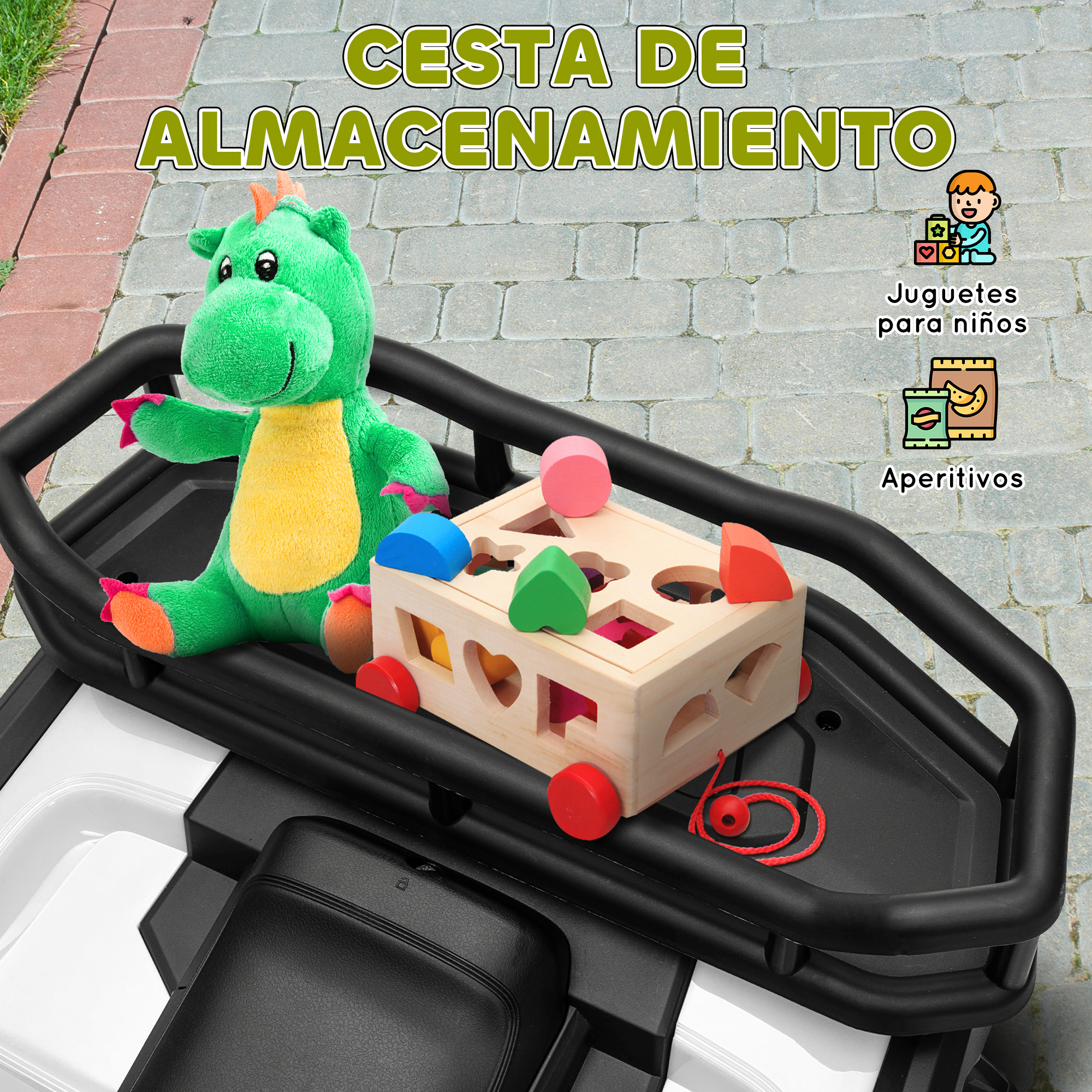 Una cesta de almacenamiento en la parte trasera de un vehículo con juguetes. Un juguete de dragón verde y un clasificador de formas de madera.