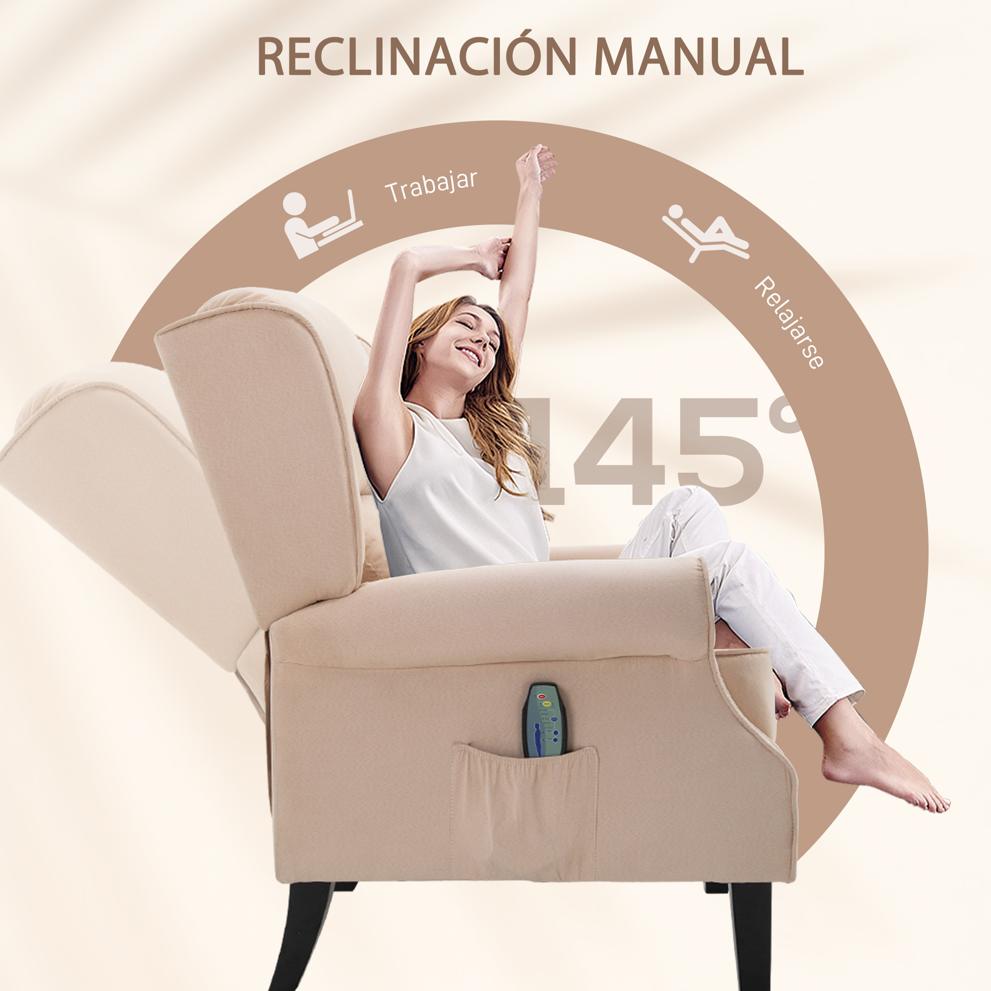 Una mujer relajándose en un sillón reclinable beige. Está estirando los brazos.
