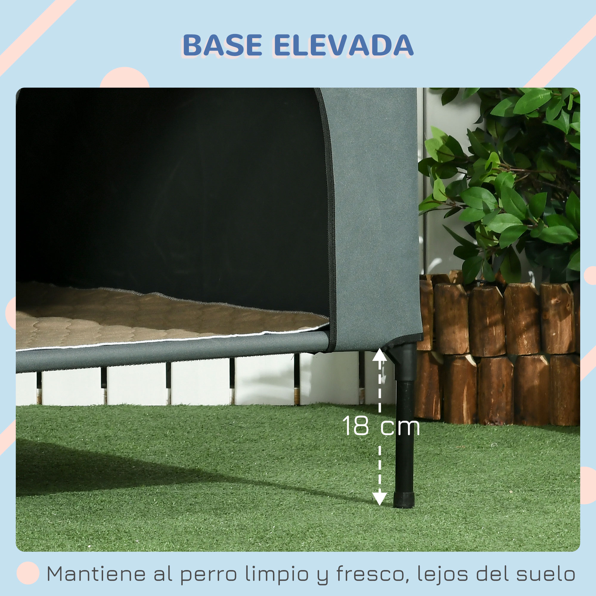 Una caseta para perros con base elevada, sobre césped verde. La base mantiene al perro limpio y fresco.