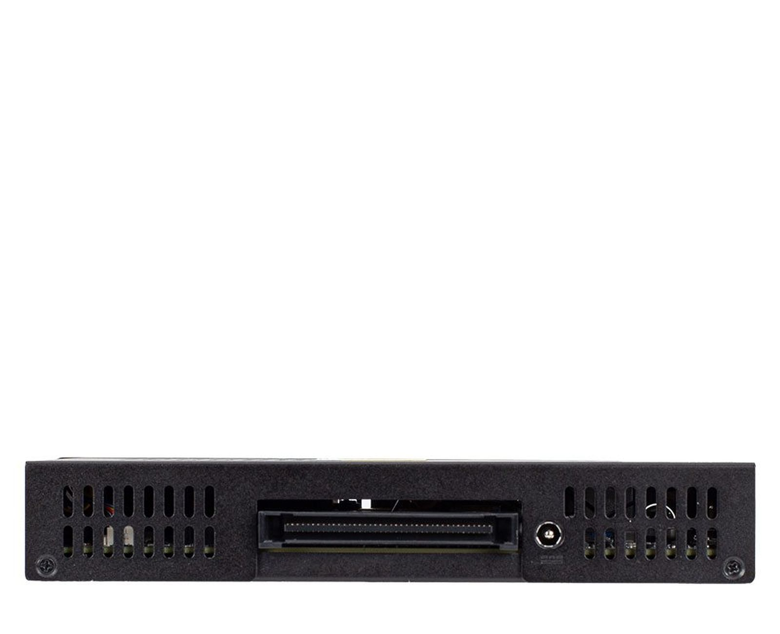 Componente nero del computer con slot per scheda. Sfondo bianco.