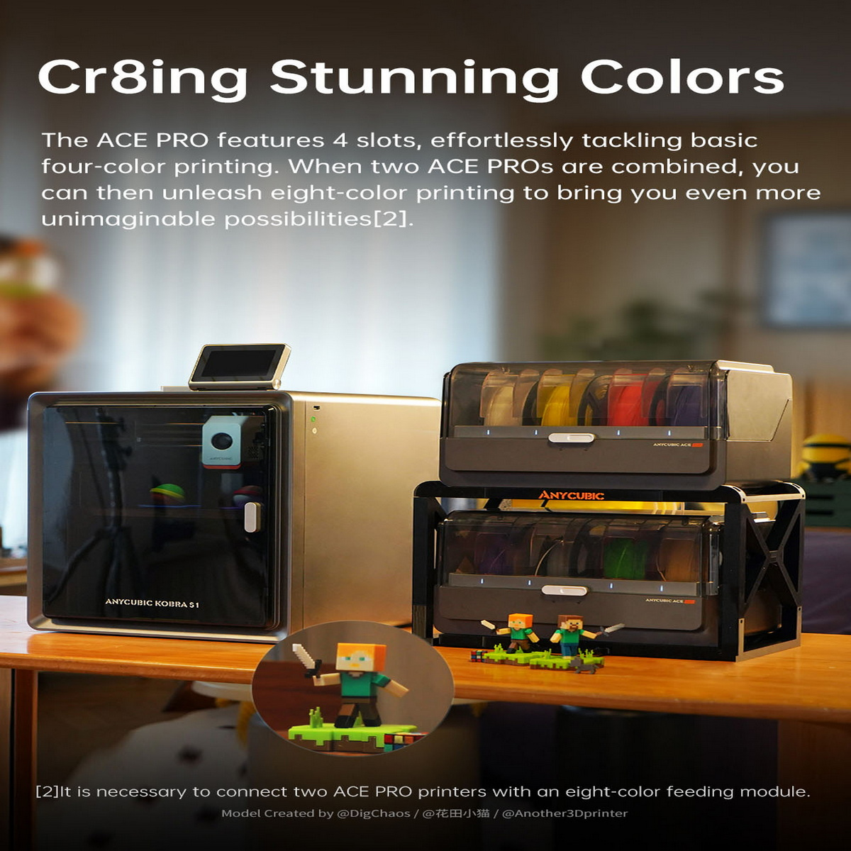 Zwei 3D-Drucker mit Modellen. Text: Cr8ing Stunning Colors. Verschiedene Farben des Filaments sichtbar.