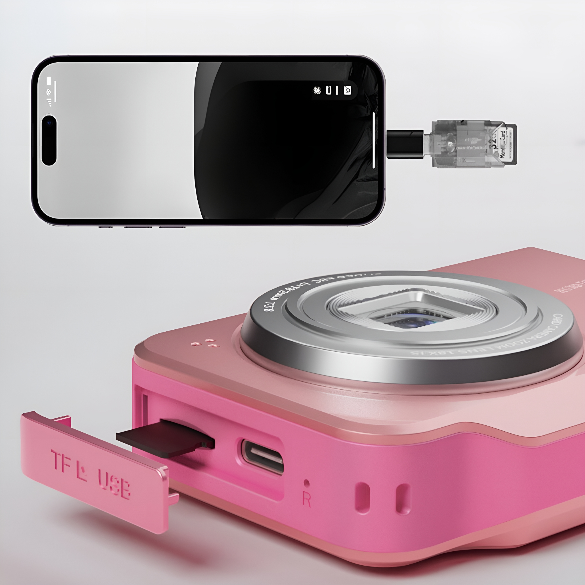 Rosa Kamera, die über ein Kabel mit einem Telefon verbunden ist. SD-Karte eingesetzt.