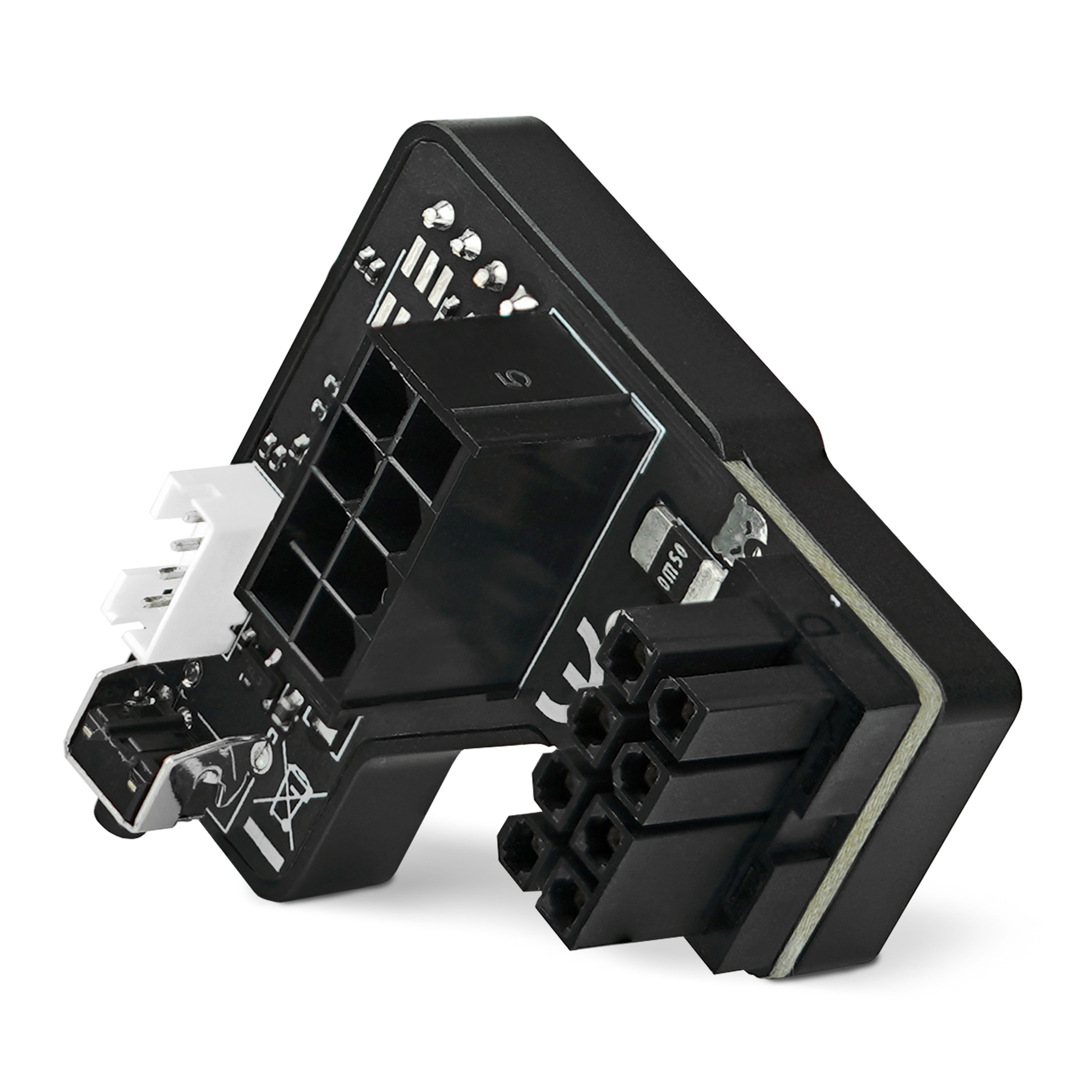 Un componente elettronico nero con più porte e connettori, angolato su sfondo bianco.