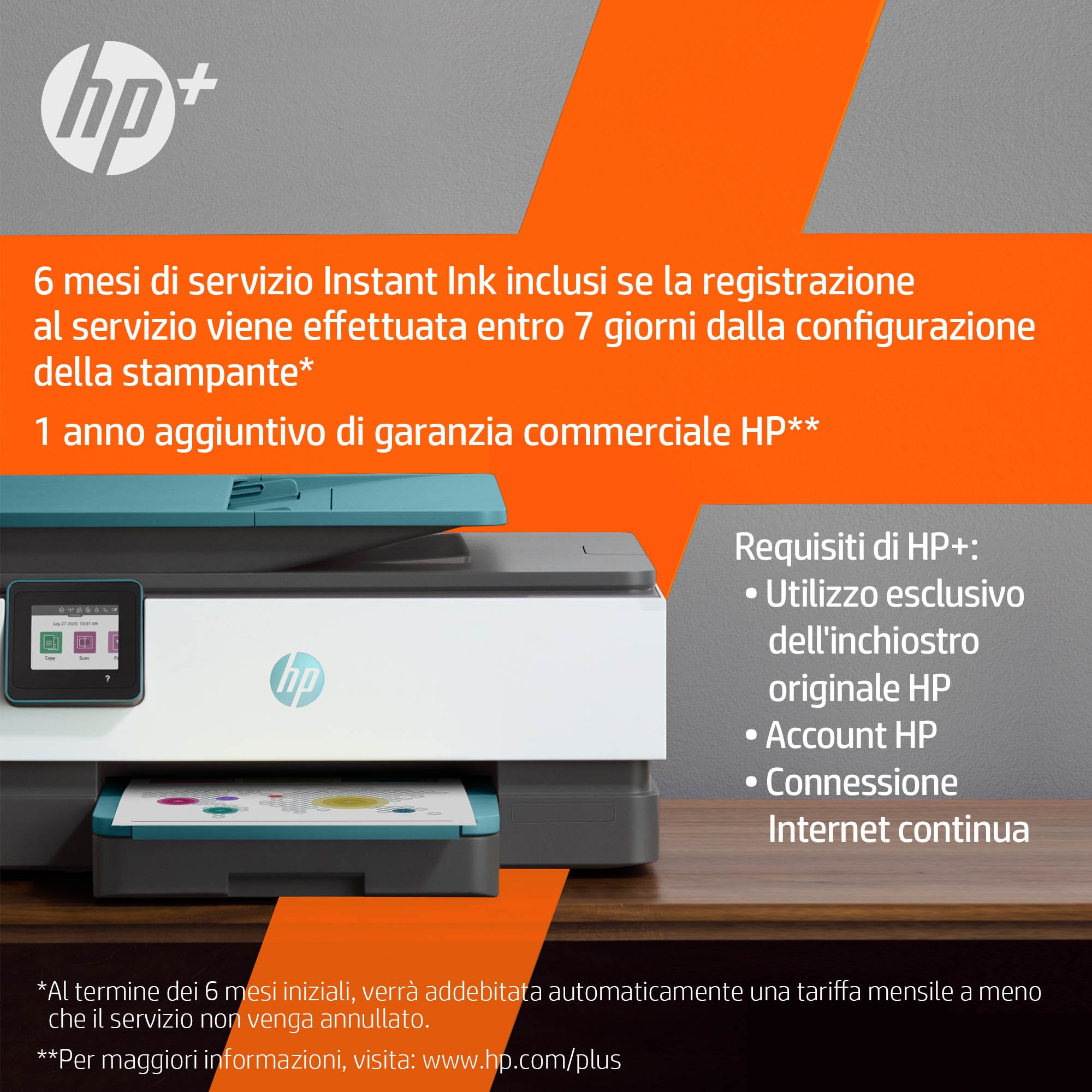 Drukarka z podajnikiem papieru i tekstem o usłudze i gwarancji HP Instant Ink.