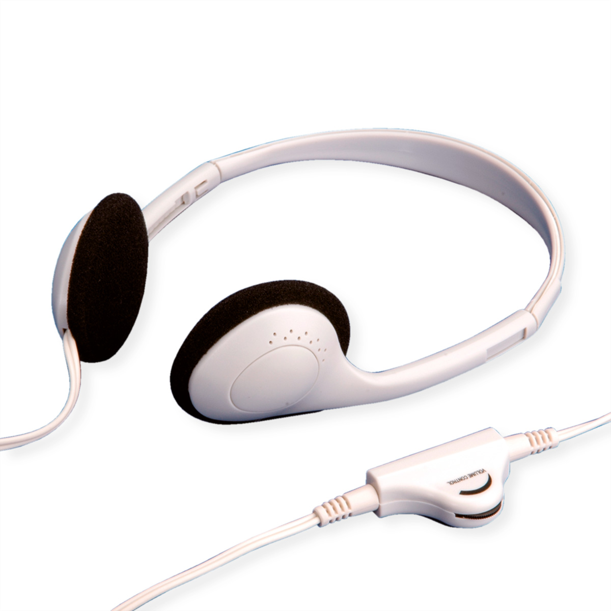 Cuffie bianche con cuscinetti neri e cavo bianco. Un controllo del volume è sul cavo, su sfondo chiaro.