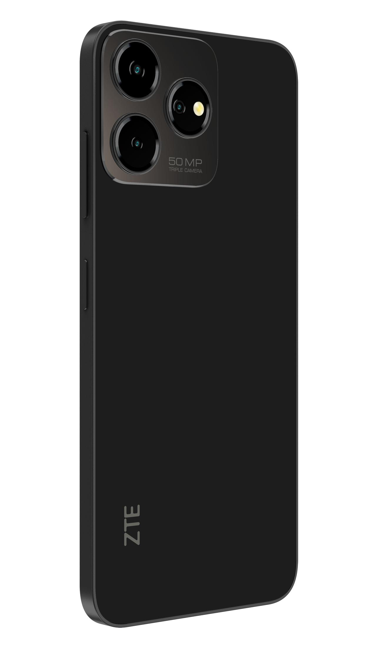 Ein schwarzes Smartphone mit drei Rückkameras und dem ZTE-Logo.