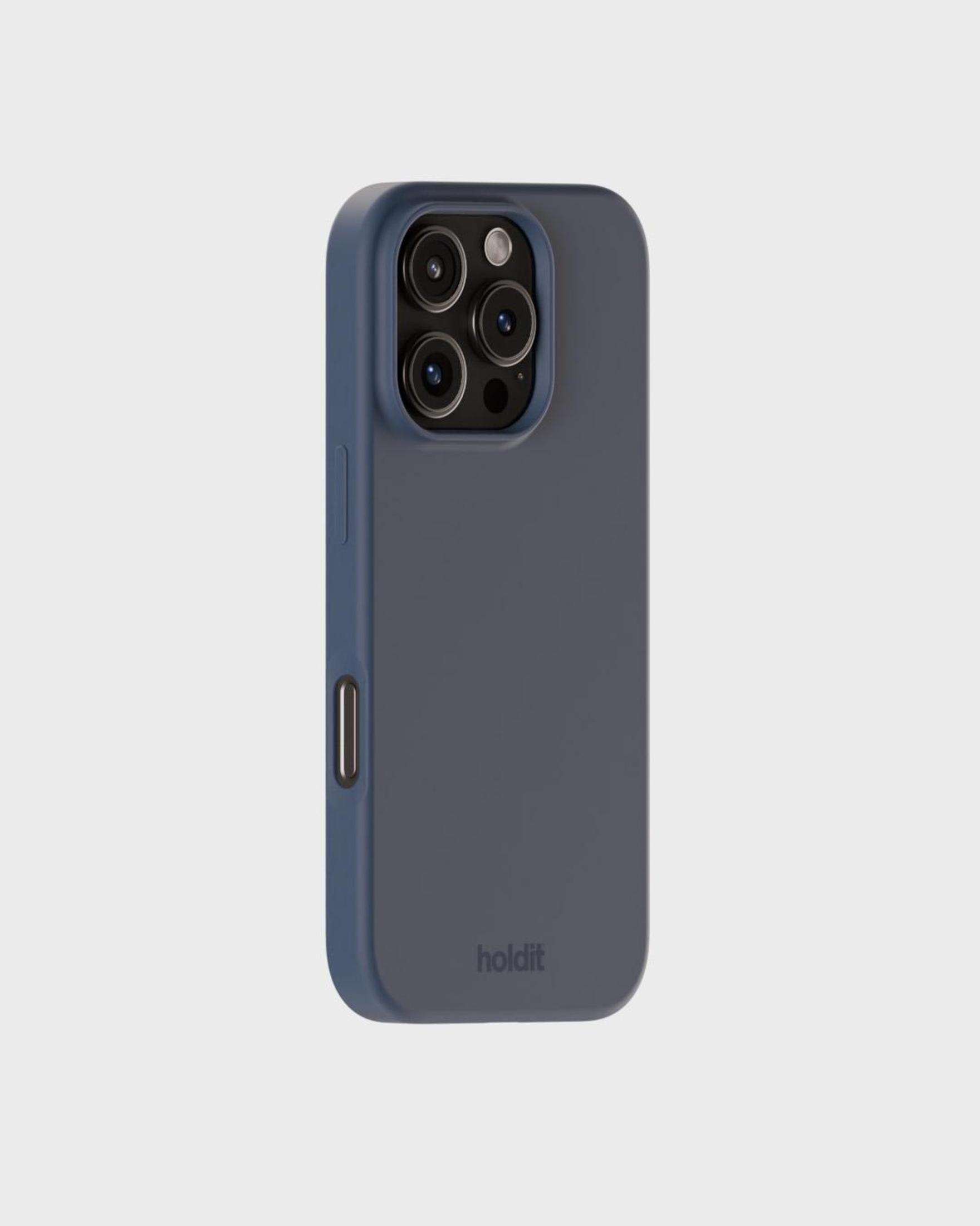 Dunkelblaue iPhone-Hülle. Die Hülle hat einen Kameraausschnitt und das Holdit-Logo unten.
