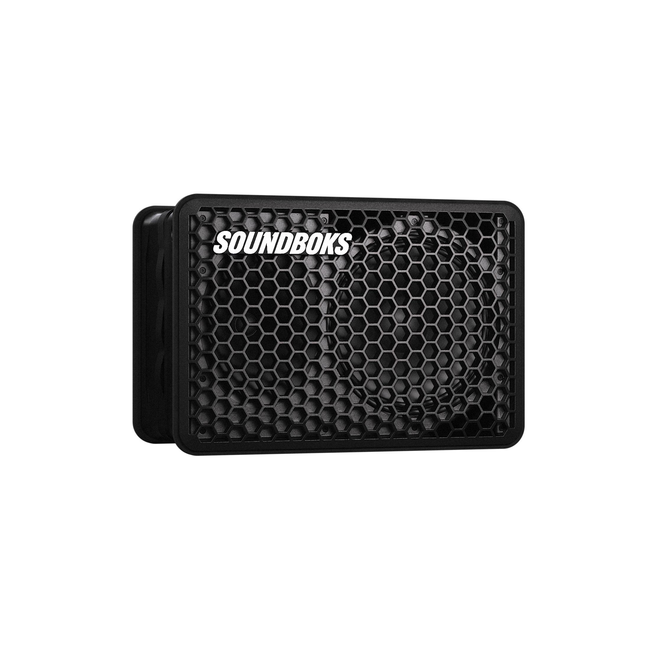 Ein schwarzer SOUNDBOKS-Lautsprecher mit sechseckigem Grilldesign und SOUNDBOKS-Logo.