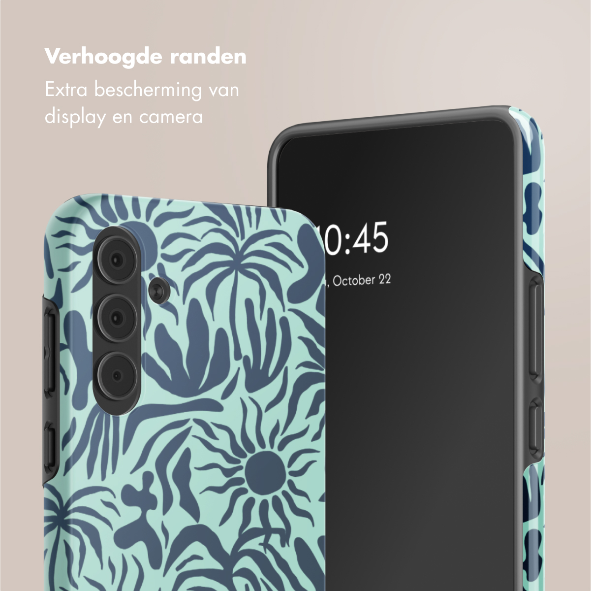 Téléphone et coque. La coque a un motif avec des feuilles de palmier bleues et vert foncé et des soleils.
