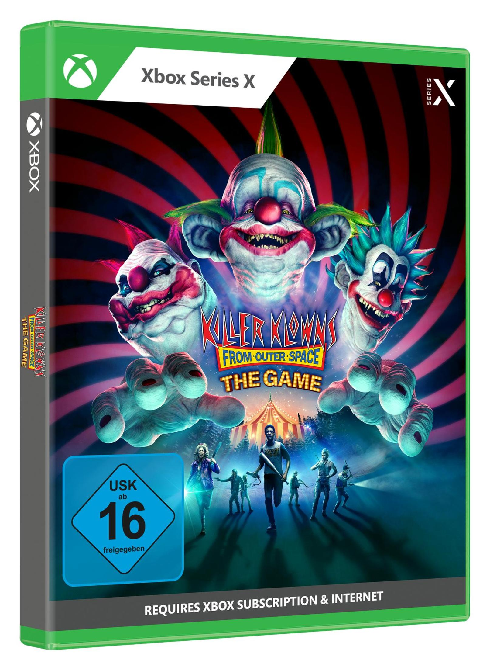 Spielbox-Art mit drei Clown-Gesichtern, ausstreckenden Händen und einer Stadtkulisse im Hintergrund.