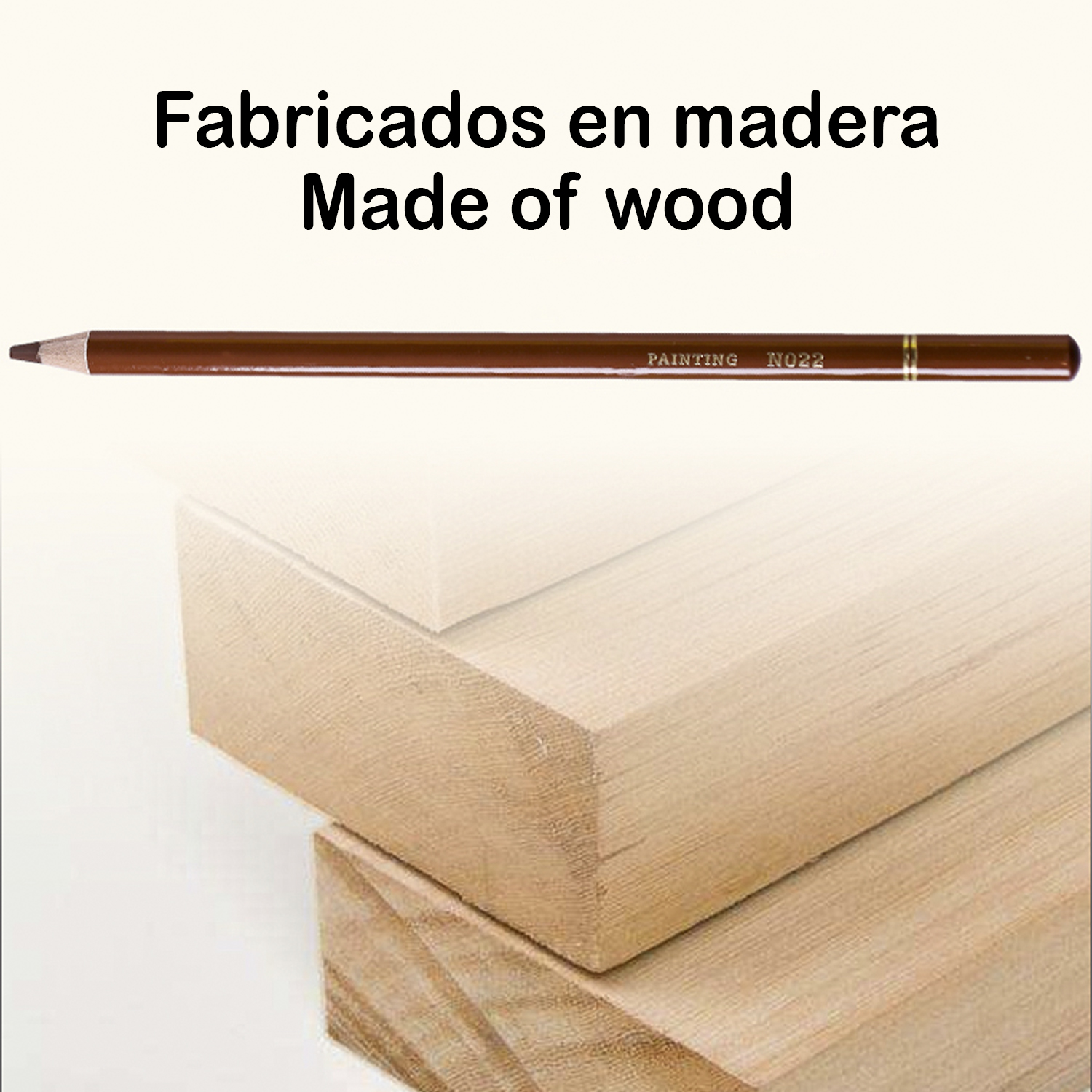 Lápiz de madera sobre bloques de madera. Texto: 'Fabricados en madera Made of wood'. Fondo borroso.