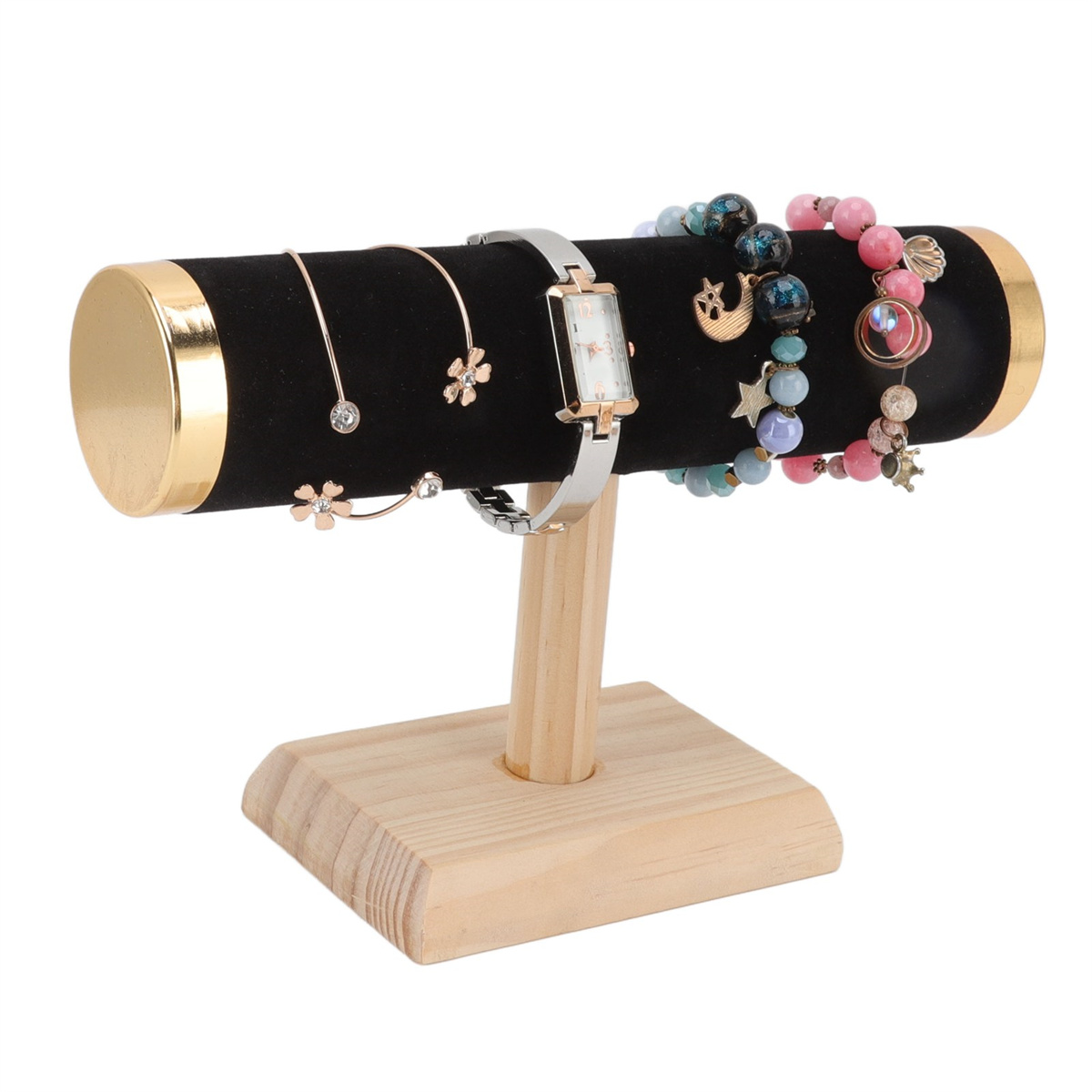 Armband-Präsentationsständer mit verschiedenen Armbändern. Der Ständer ist aus Holz.