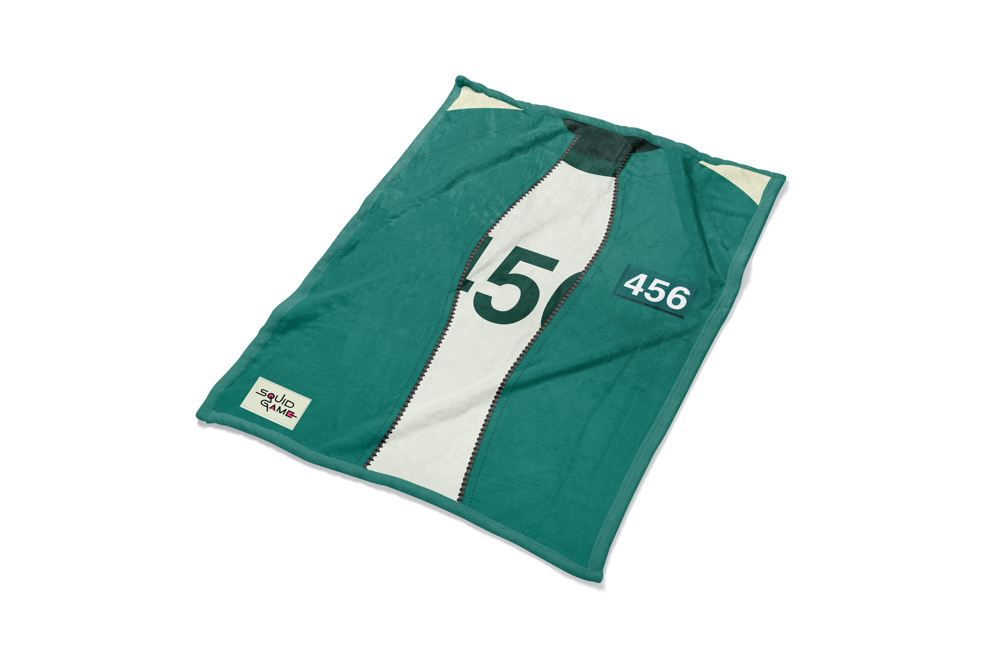 Manta temática de El Juego del Calamar con los números 456 y 5.