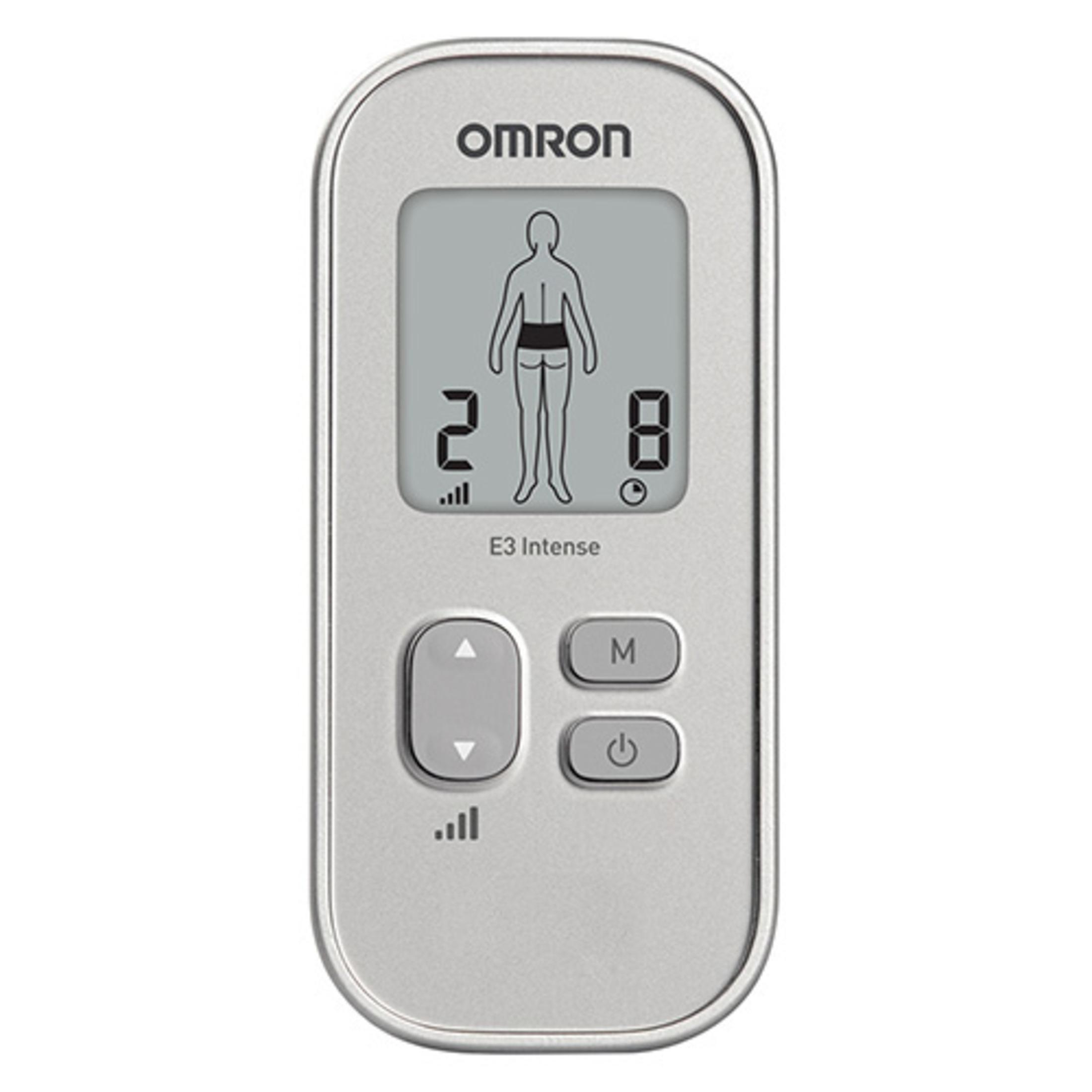 Silbernes Omron E3 Intense Gerät. Es hat einen Bildschirm mit einem Körper und Knöpfen.