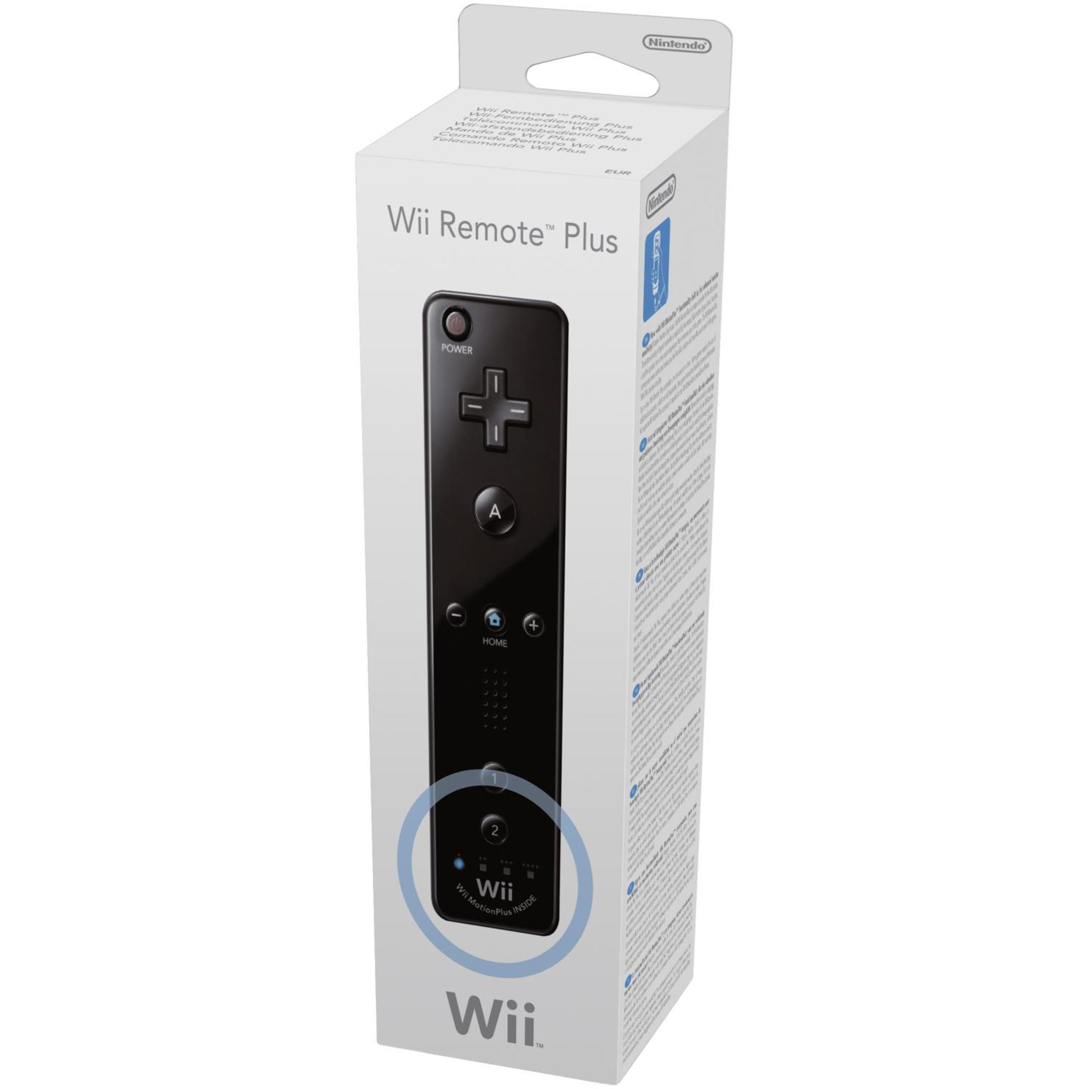 Wii Remote Plus Box, schwarze Fernbedienung mit sichtbaren Tasten. Weißer Hintergrund.