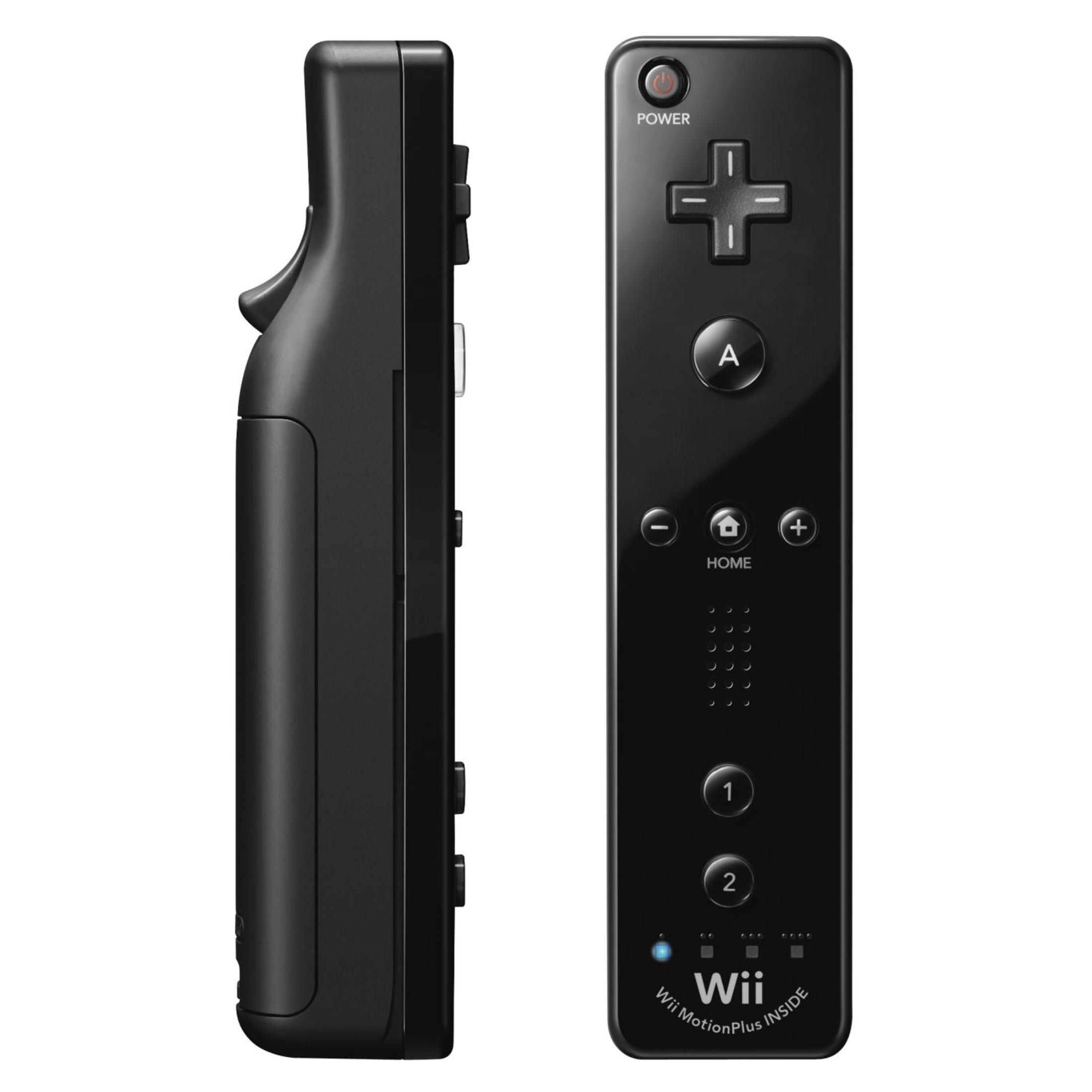 Zwei schwarze Wii-Controller, einer von der Seite und einer mit Knöpfen.
