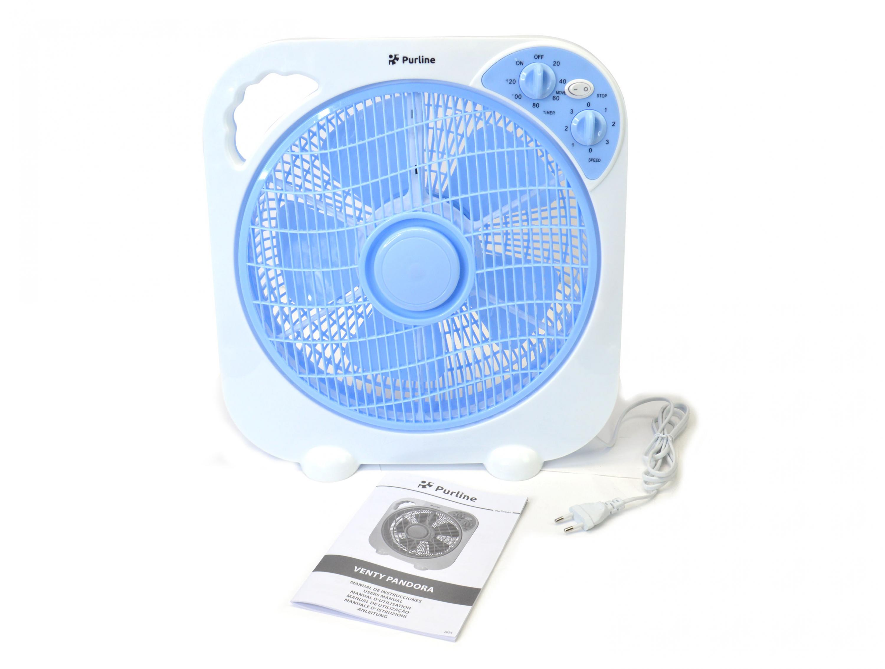 Weißer quadratischer Ventilator mit blauen Flügeln. Er hat einen Griff und ein Bedienfeld. Bedienungsanleitung.