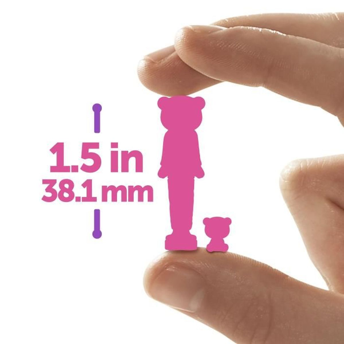 Dłoń trzymająca dwie różowe figurki misia, z tekstem wskazującym rozmiar w calach i milimetrach.