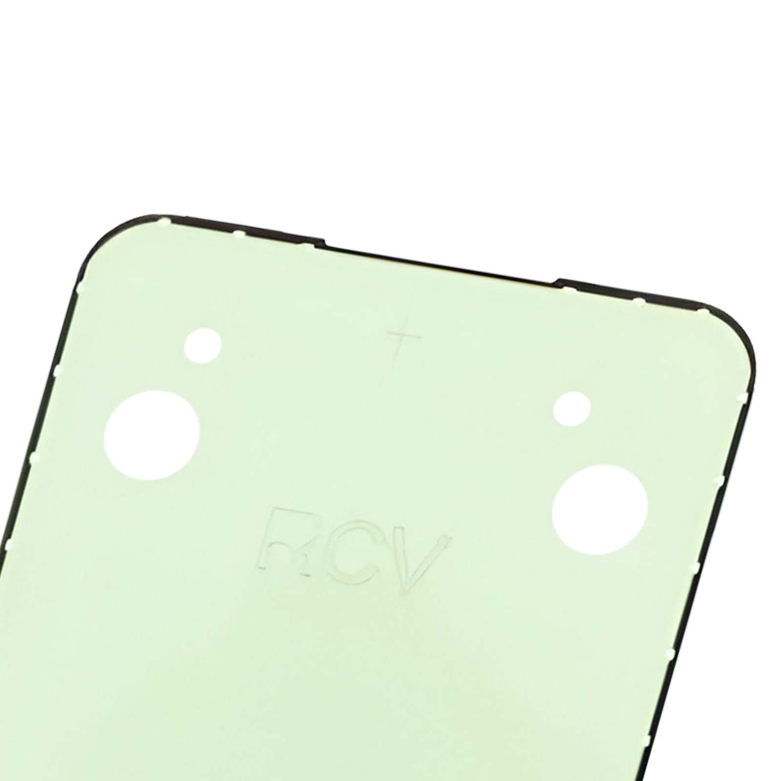 Cover posteriore verde del telefono con ritagli e la parola 'RCV'.