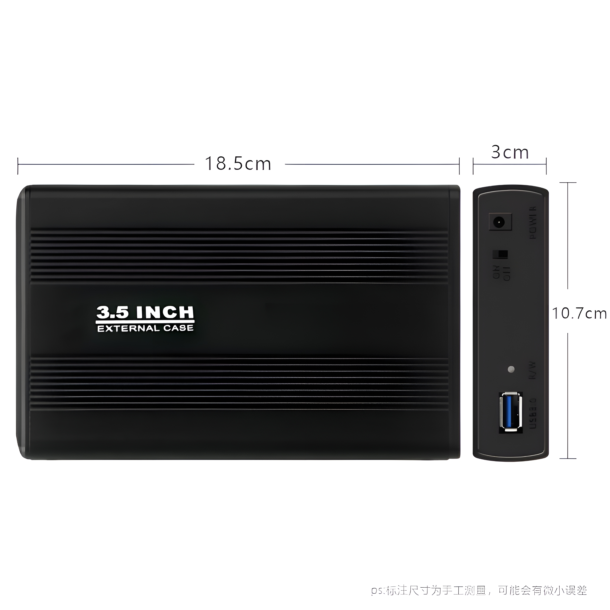 Ein schwarzes externes Festplattengehäuse mit Maßen und Beschriftungen. Die Seite hat einen USB-Anschluss und einen Stromeingang.