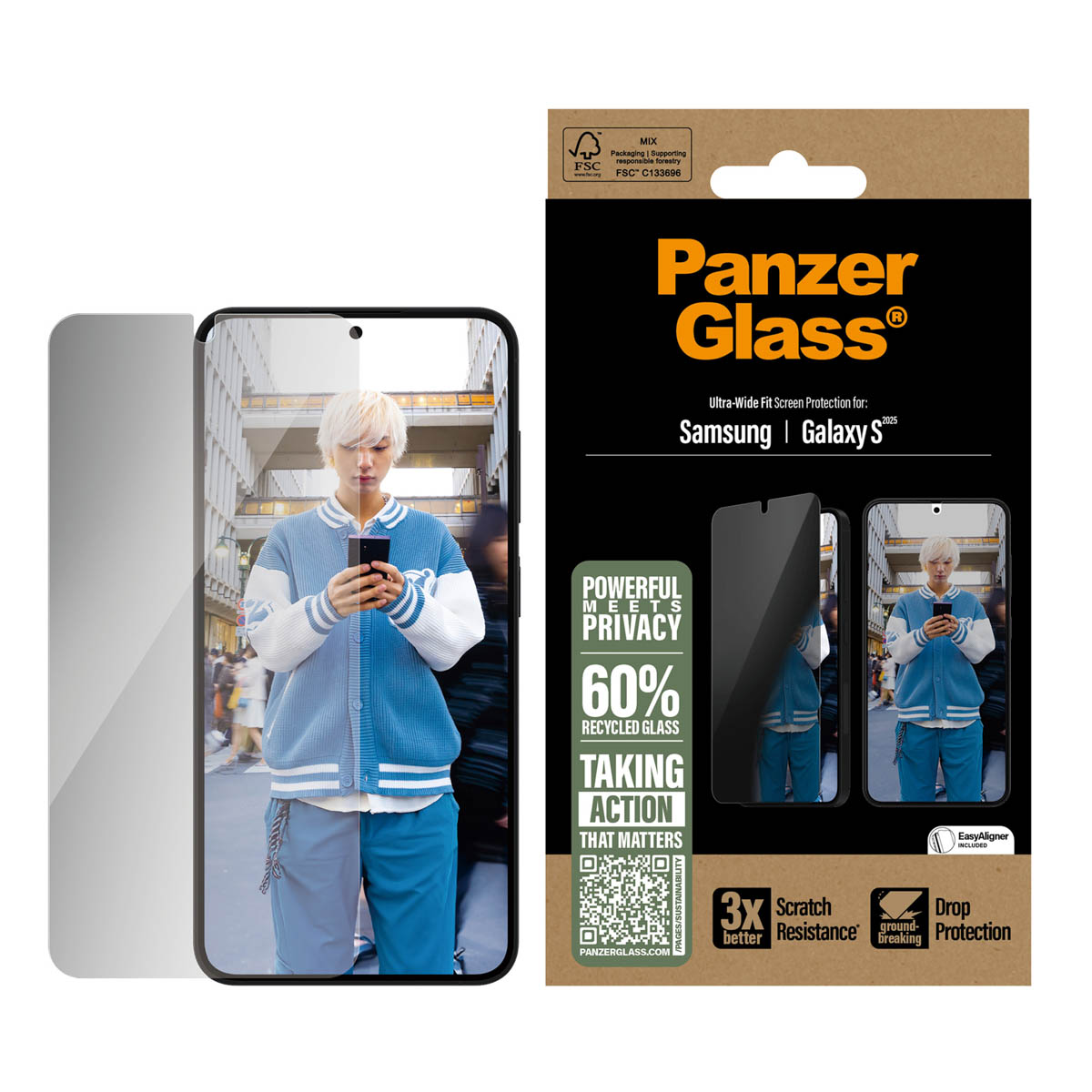 Schermbeschermerdoos en telefoon met schermbeschermer aangebracht, toont een persoon die een telefoon vasthoudt.