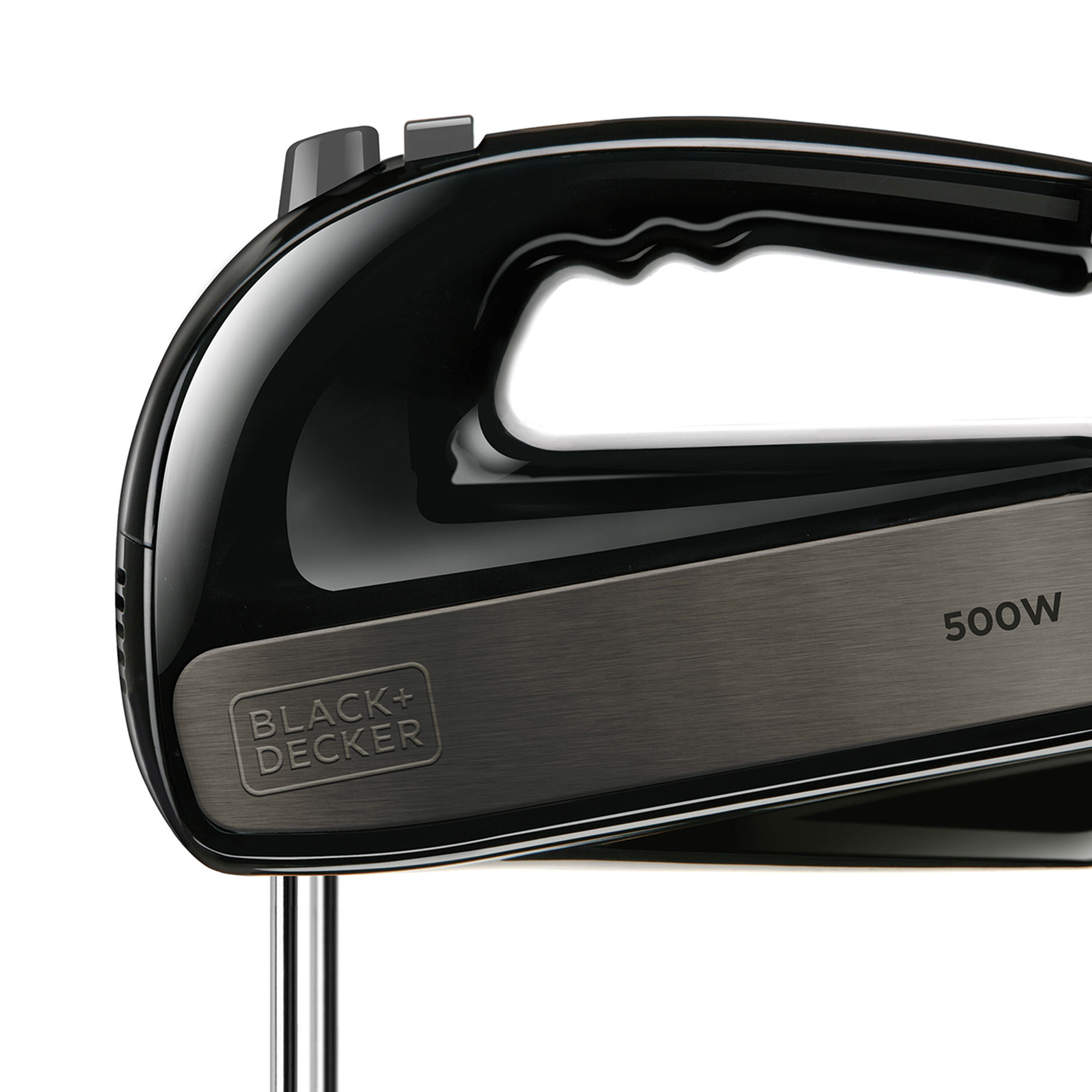 Schwarzer und silberner Black+Decker Handmixer mit der Aufschrift 500W.