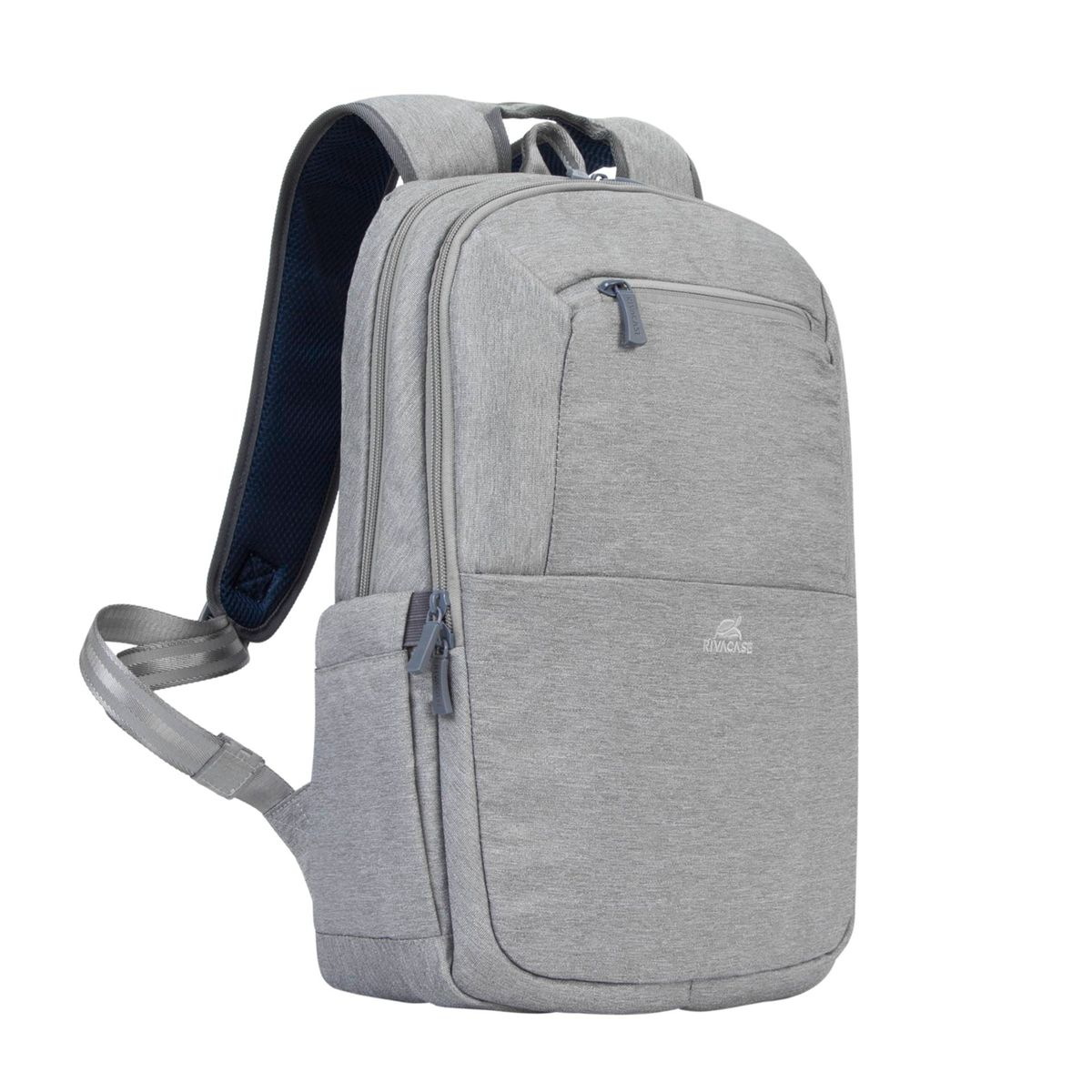 Grauer Rucksack mit Front- und Seitentaschen. Hat zwei Schultergurte.