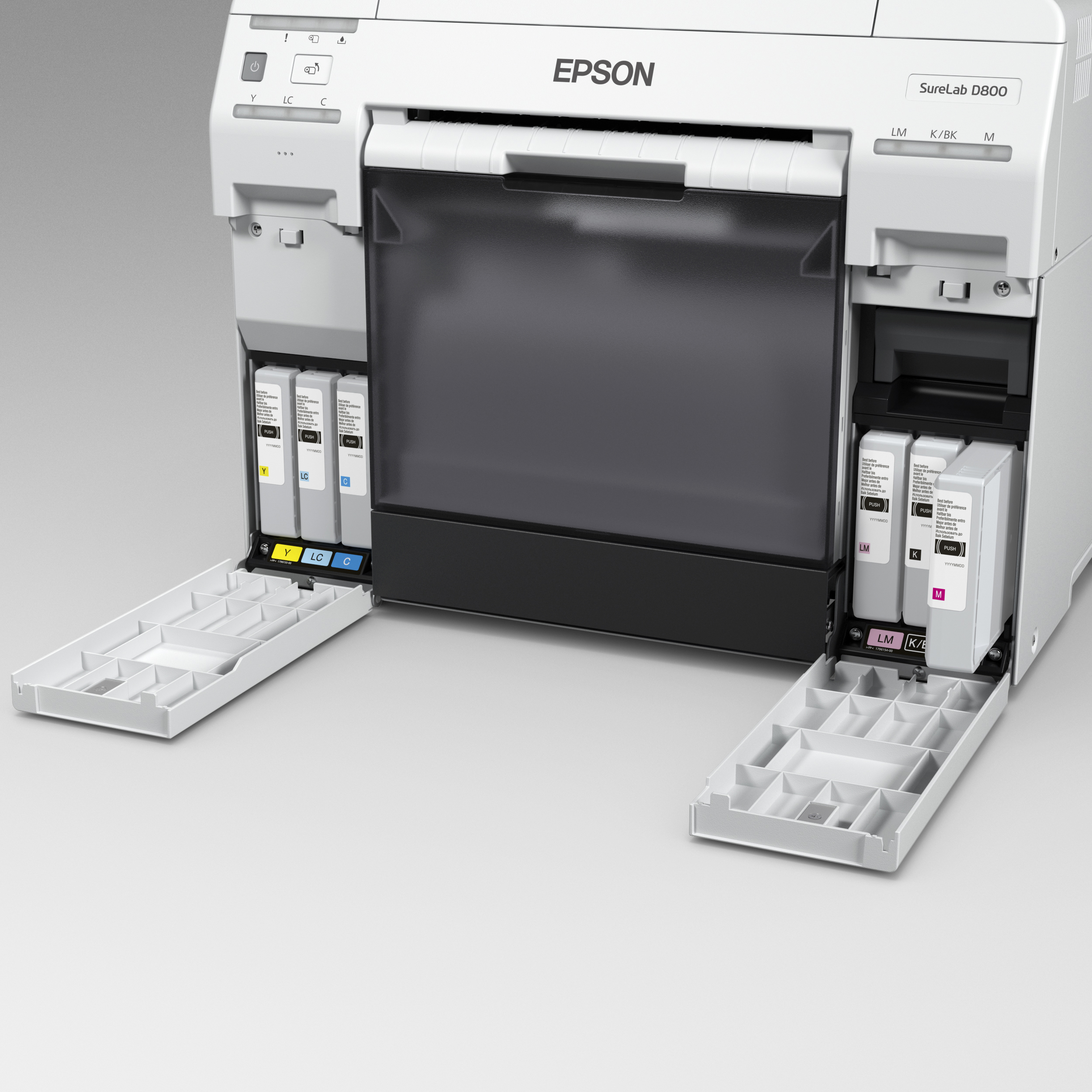 Drukarka Epson SureLab D800 z otwartymi drzwiczkami dostępu do wkładów, widoczne wkłady.