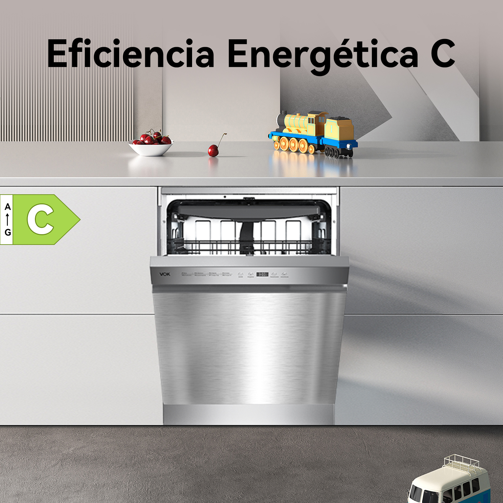 Lavavajillas con tren de juguete y cerezas. Etiqueta de eficiencia energética: C. Gris y blanco.