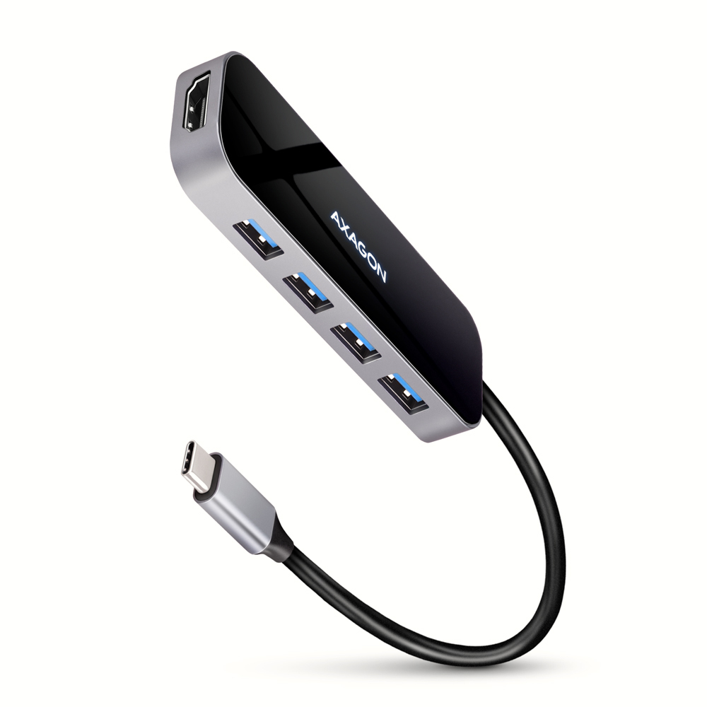 Hub argento e nero con porte USB e cavo USB-C collegato.