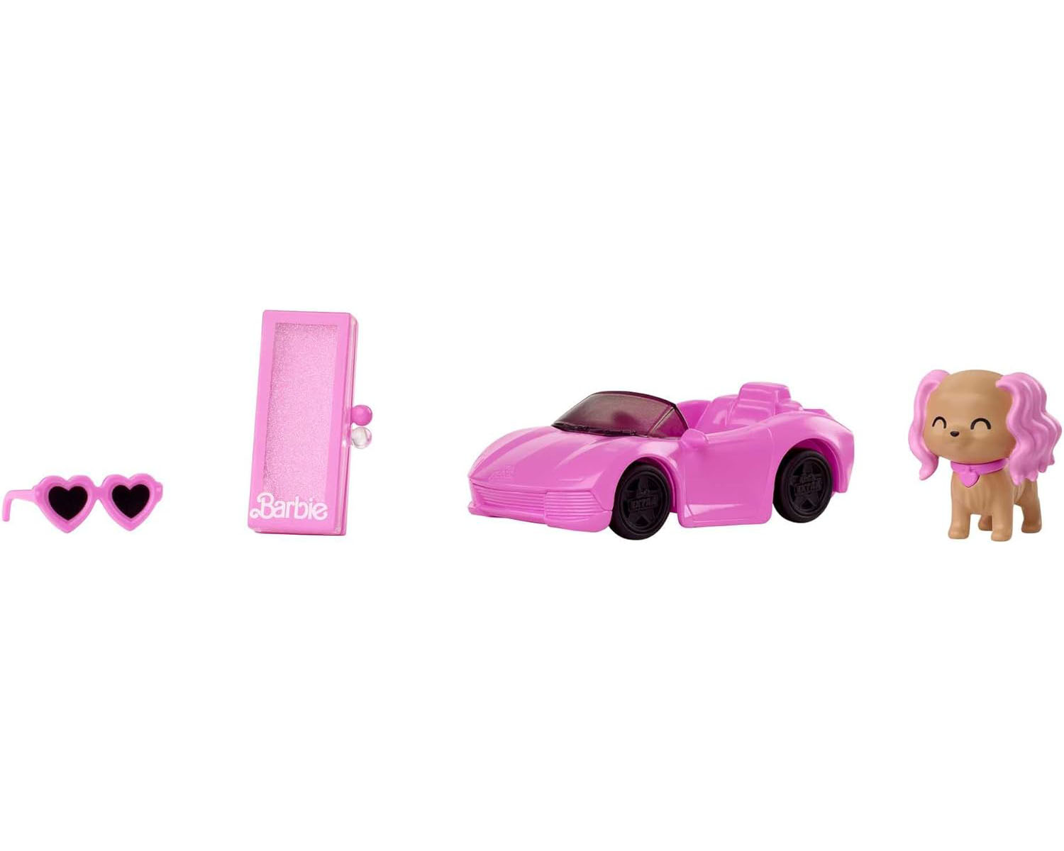 Accessori Barbie: auto rosa, occhiali da sole, specchietto compatto e giocattolo per cani. Sfondo bianco.