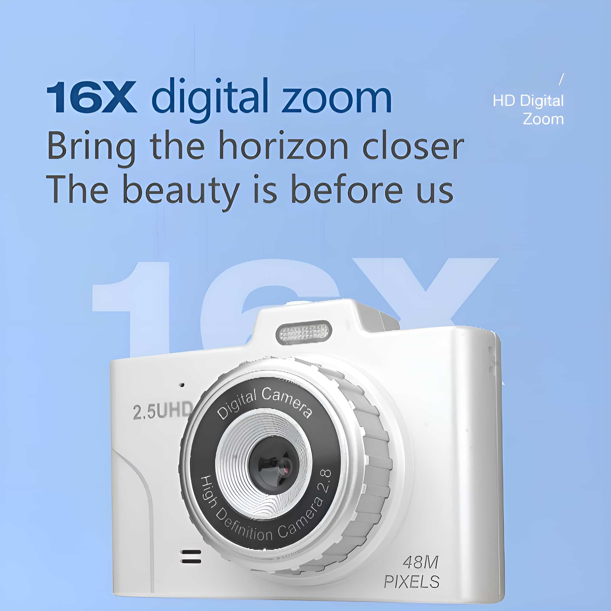 Weiße Digitalkamera mit Text über Zoom und Pixel, auf blauem Hintergrund.