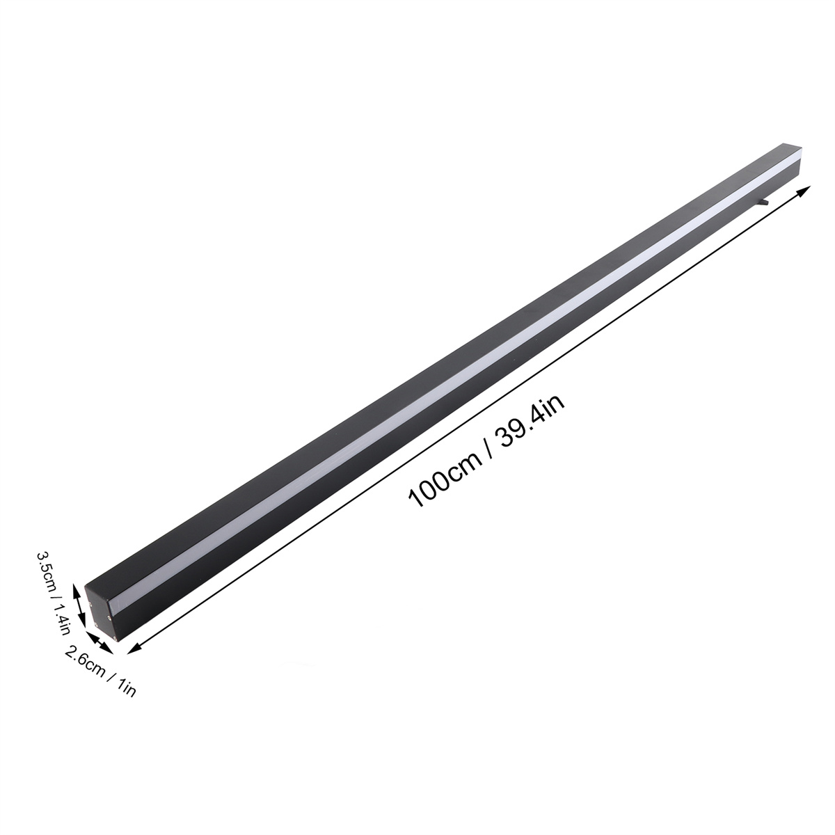 Schwarze rechteckige LED-Leuchte. Die Abmessungen betragen 100 cm/39,4 Zoll Länge, 3,5 cm/1,4 Zoll Breite und 2,6 cm/1 Zoll Dicke.