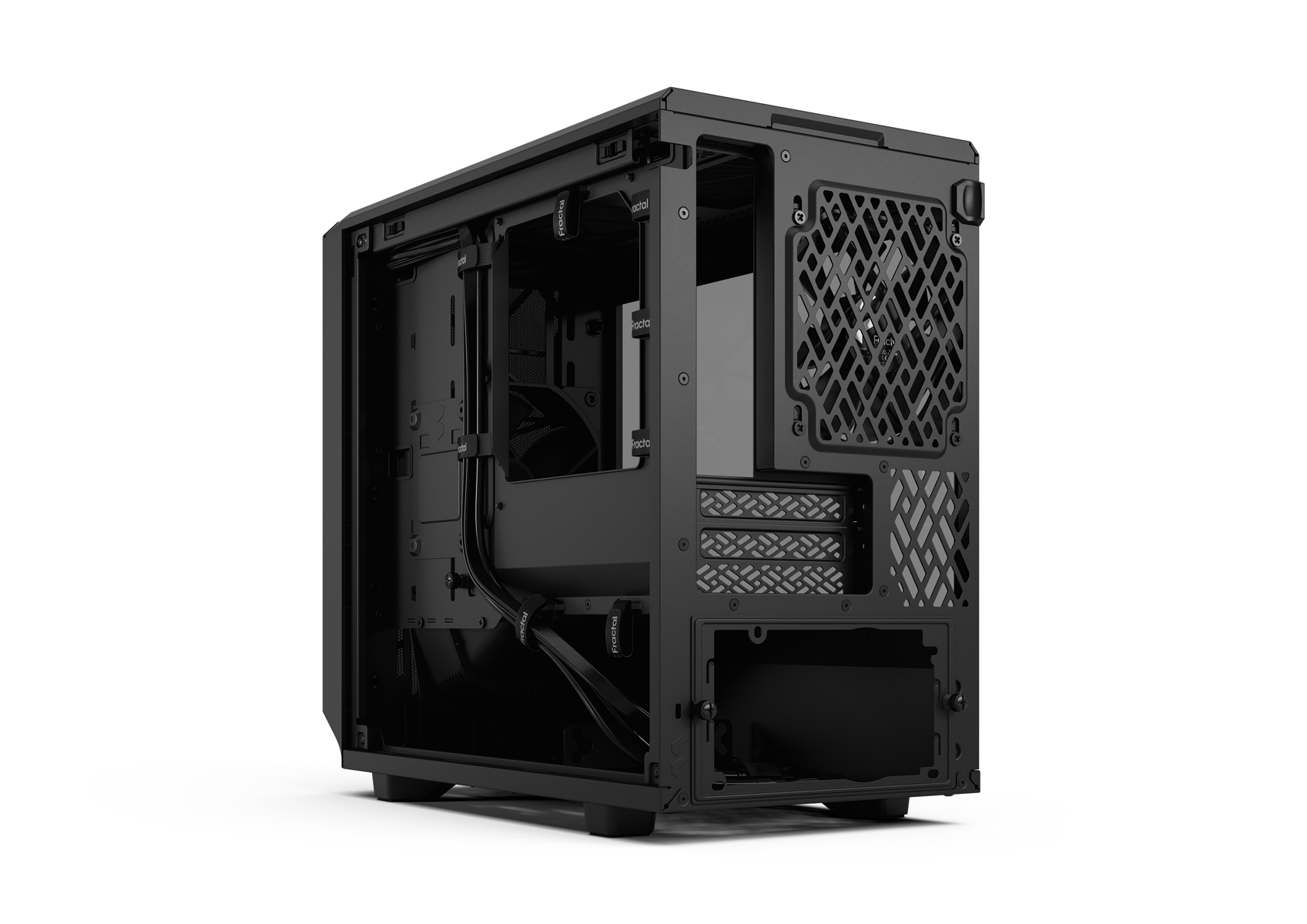 Case PC nero, parte posteriore aperta. Componenti interni visibili. Sfondo nero. Vista posteriore.