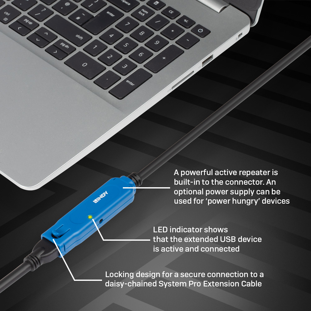 Un prolongateur USB bleu connecté à un ordinateur portable. Il possède une LED jaune et du texte décrivant ses caractéristiques.