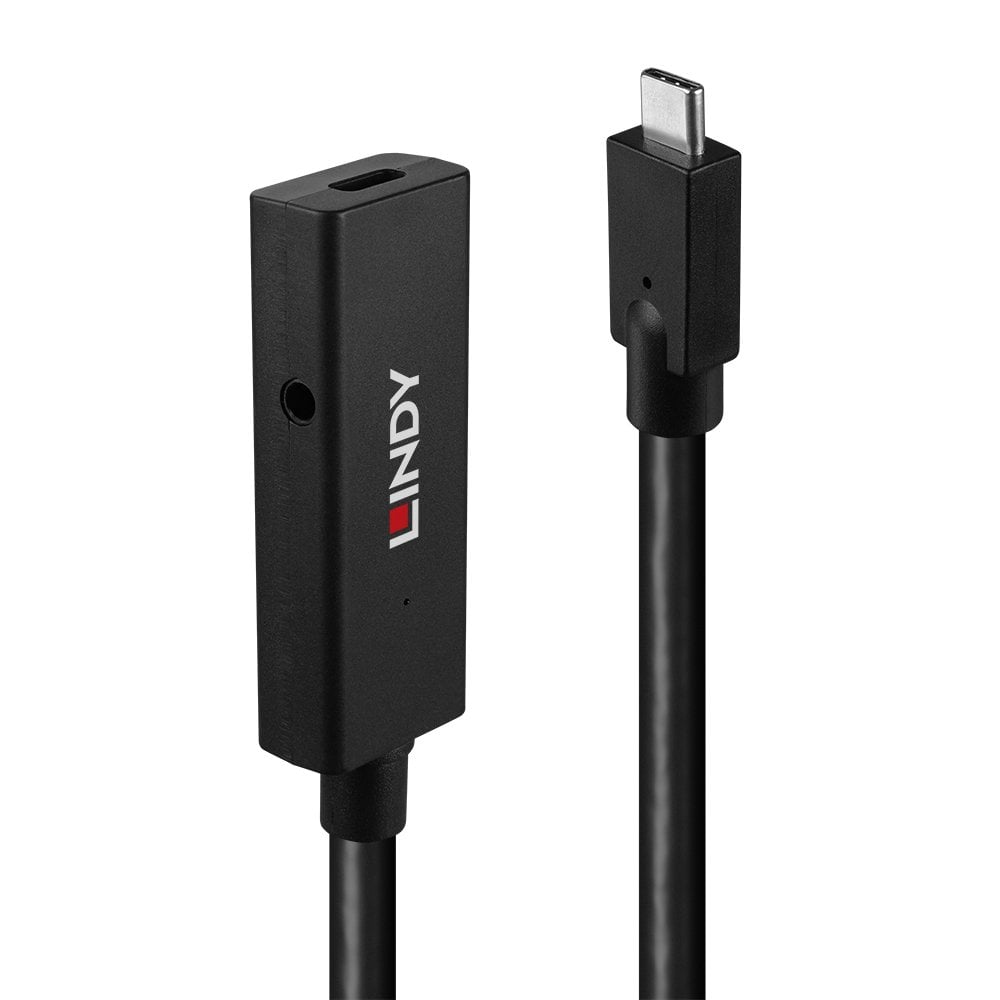 Cavo adattatore nero con USB-C e jack da 3,5 mm. Il marchio è LINDY.