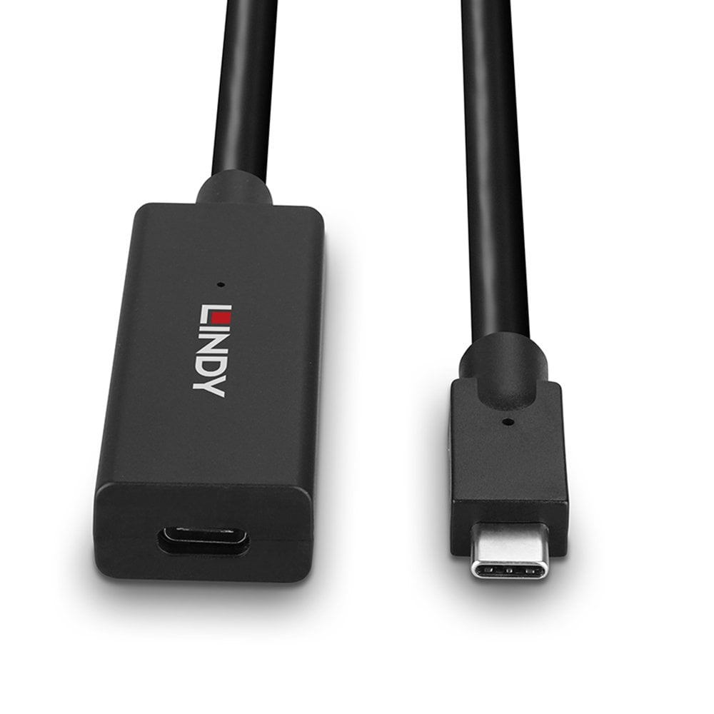 Cavo adattatore da USB-C a USB-C nero. Il cavo è nero e ha un logo LINDY.