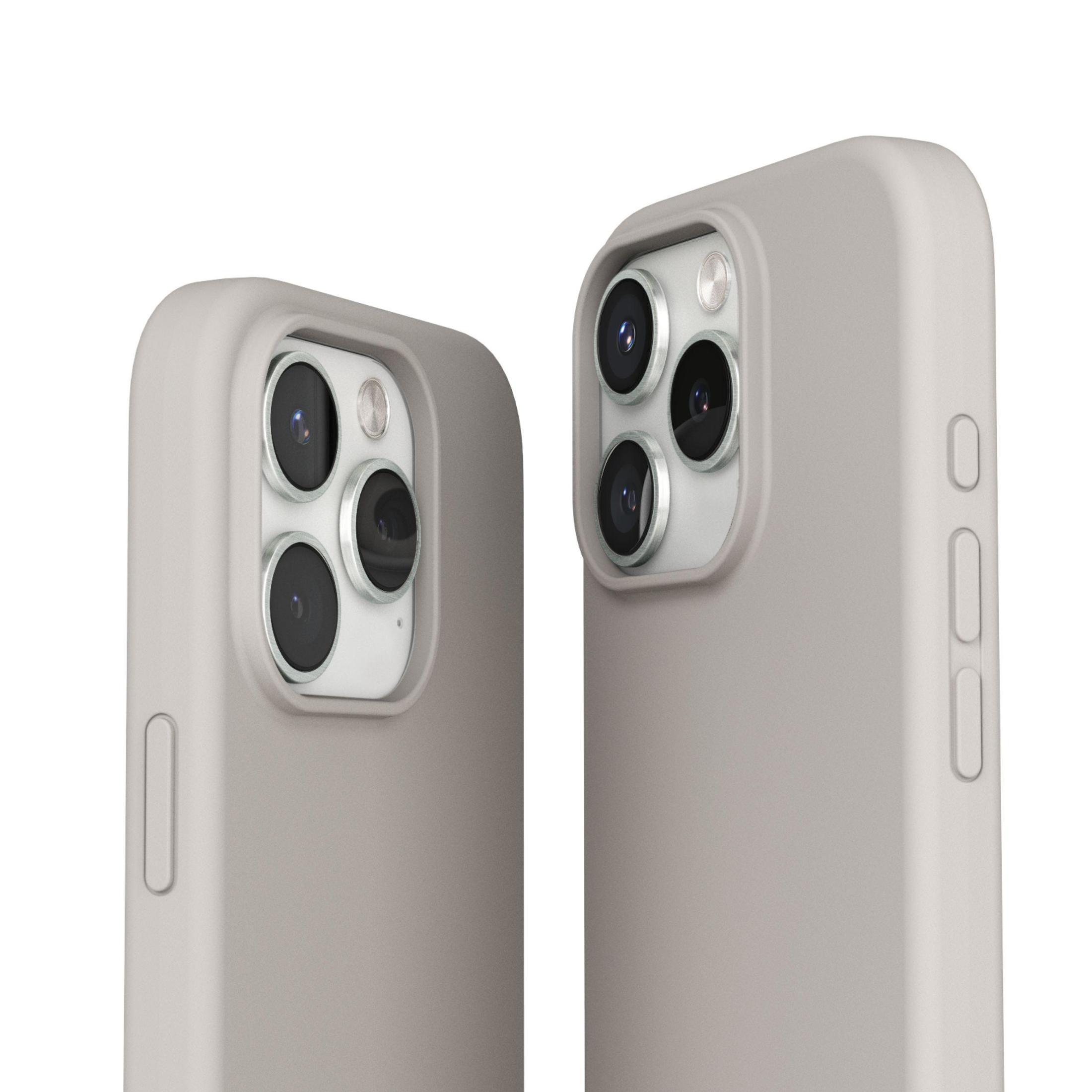 Deux coques de téléphone gris clair. Chacune a trois lentilles.