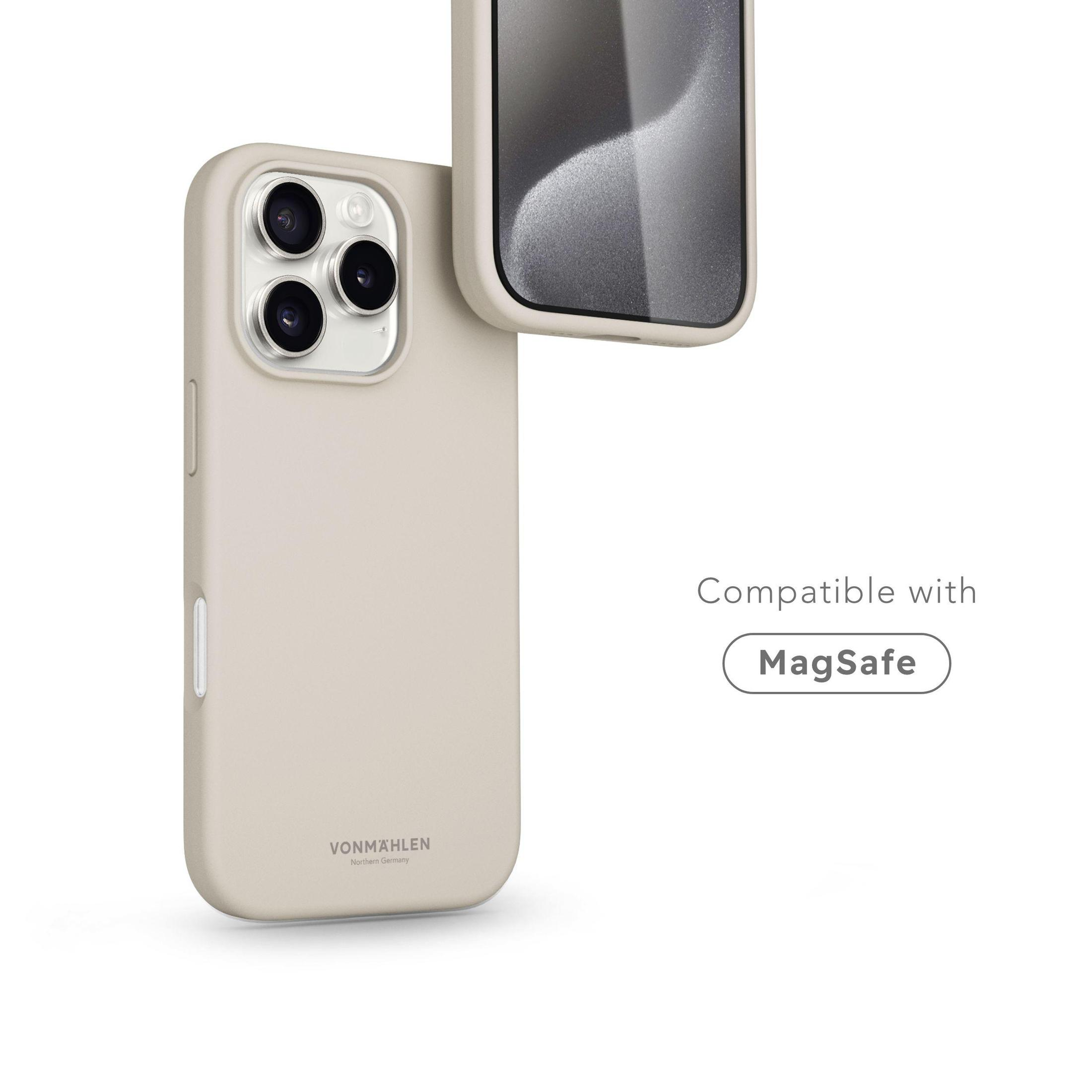 Coque de téléphone beige et un téléphone. Le texte indique la compatibilité 'MagSafe'.