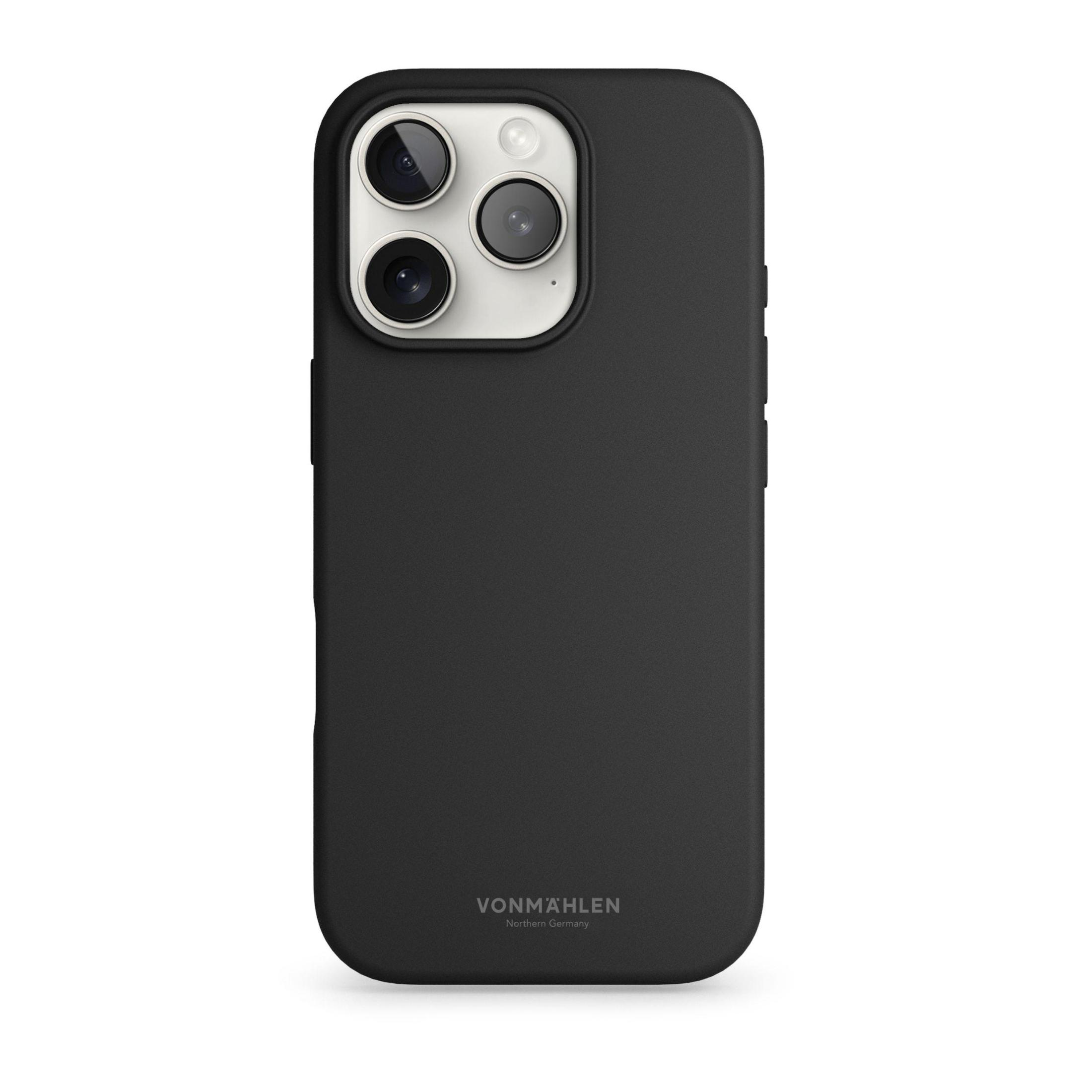 Schwarzes Telefon mit schwarzem Gehäuse. Das Gehäuse hat Kameraausschnitte. Der Markenname steht unten.