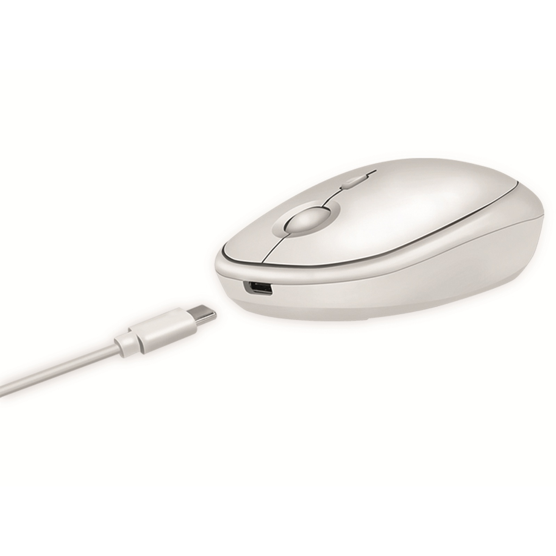 Mouse bianco con cavo di ricarica USB-C collegato. È su una superficie bianca.